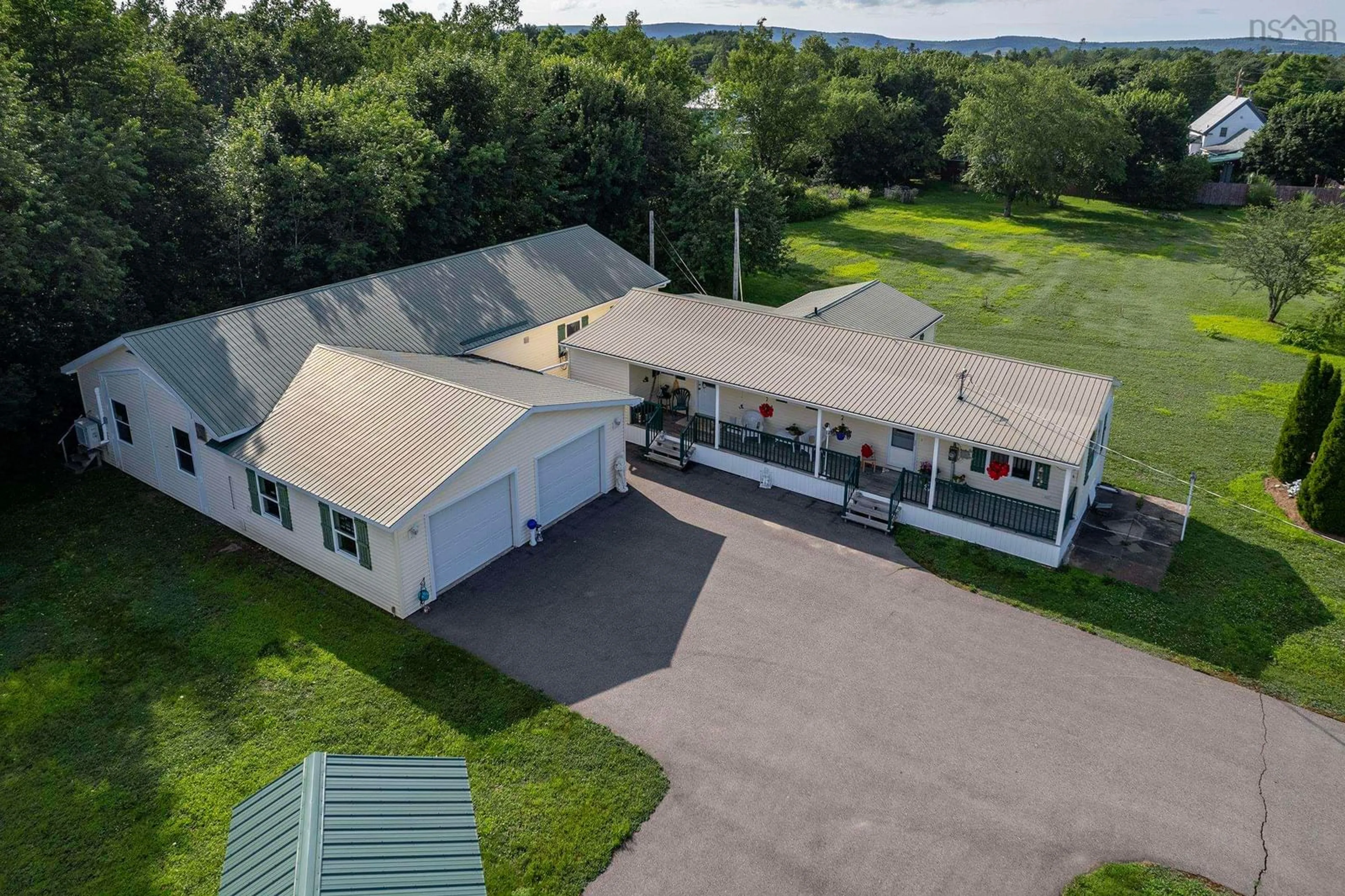 A pic from outside/outdoor area/front of a property/back of a property/a pic from drone, building for 119 Morse Dr, Nictaux Nova Scotia B0S 1P0