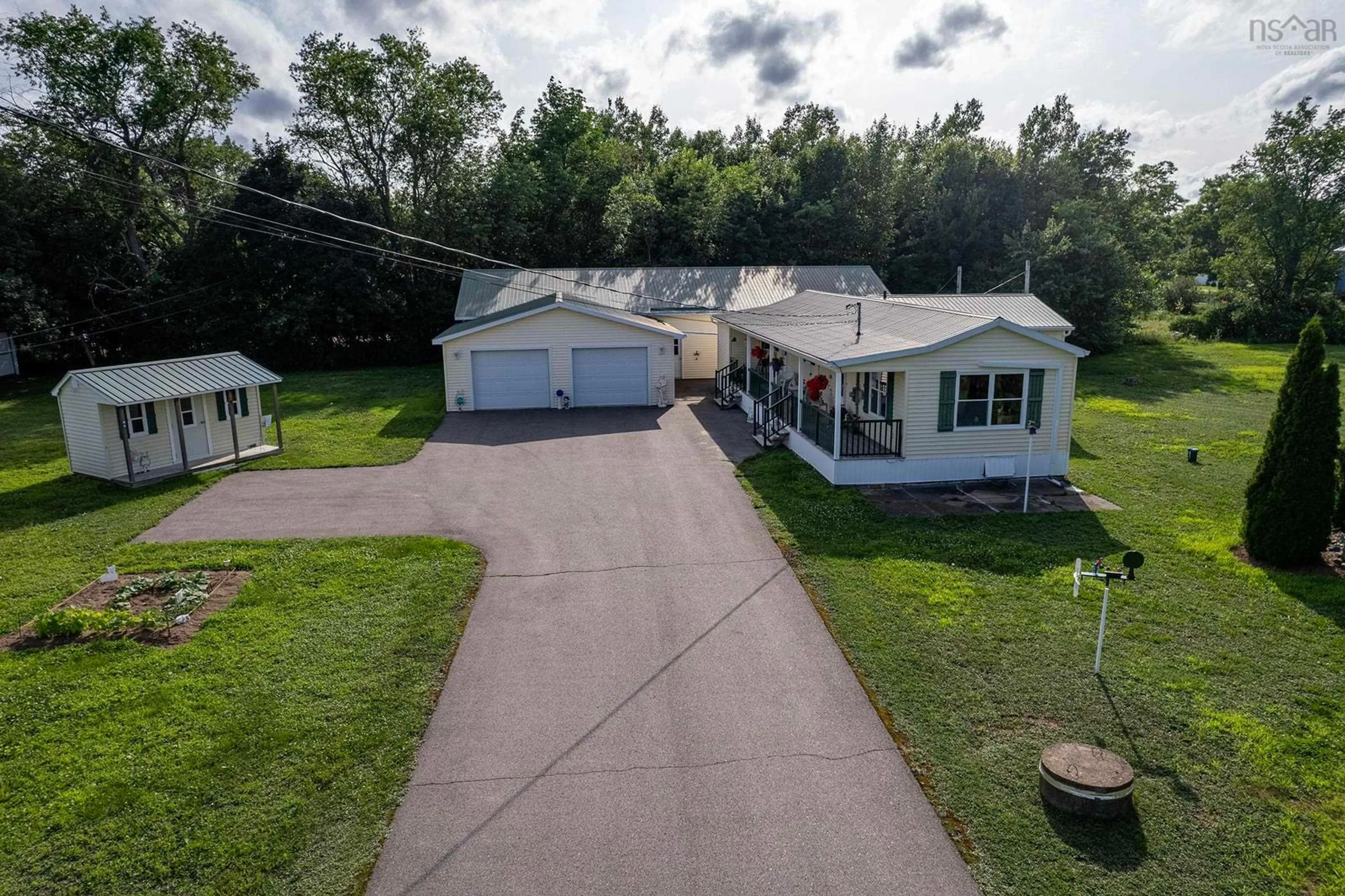 A pic from outside/outdoor area/front of a property/back of a property/a pic from drone, street for 119 Morse Dr, Nictaux Nova Scotia B0S 1P0