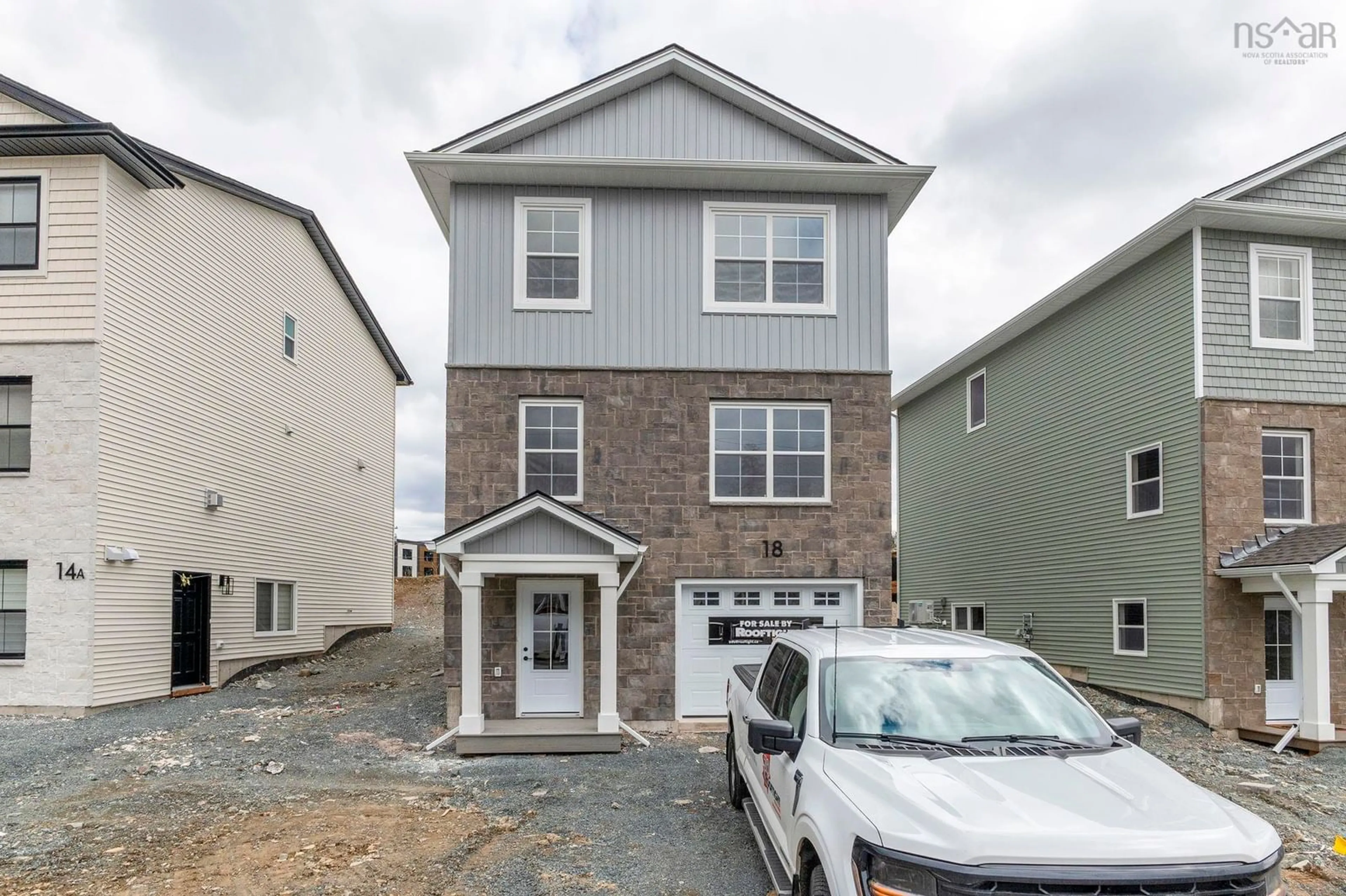 Unknown for 18 Pearlgarden Close #PC-5, Dartmouth Nova Scotia B2X 0C2