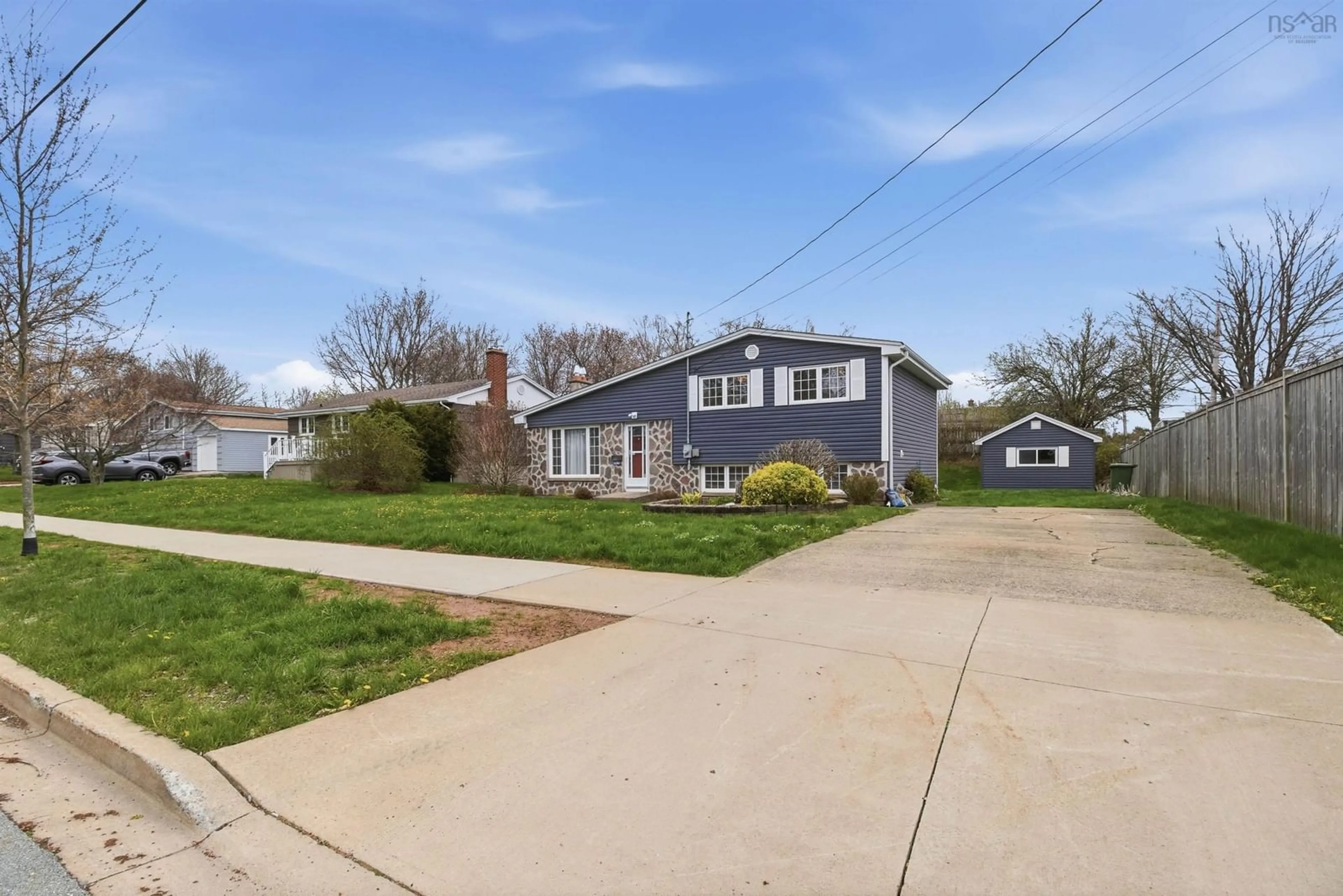 A pic from outside/outdoor area/front of a property/back of a property/a pic from drone, street for 124 Gourok Ave, Dartmouth Nova Scotia B3X 2A5