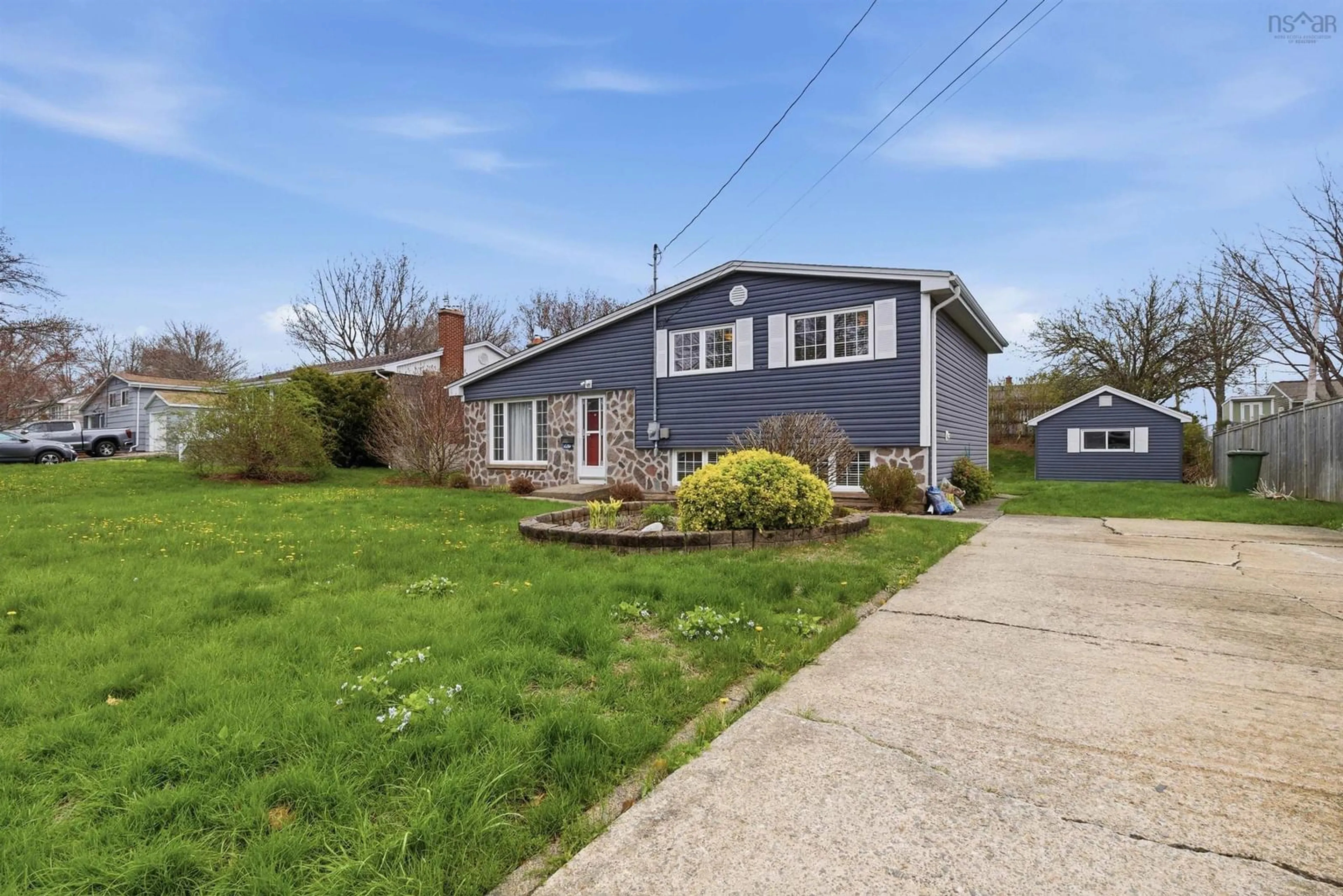 A pic from outside/outdoor area/front of a property/back of a property/a pic from drone, street for 124 Gourok Ave, Dartmouth Nova Scotia B3X 2A5