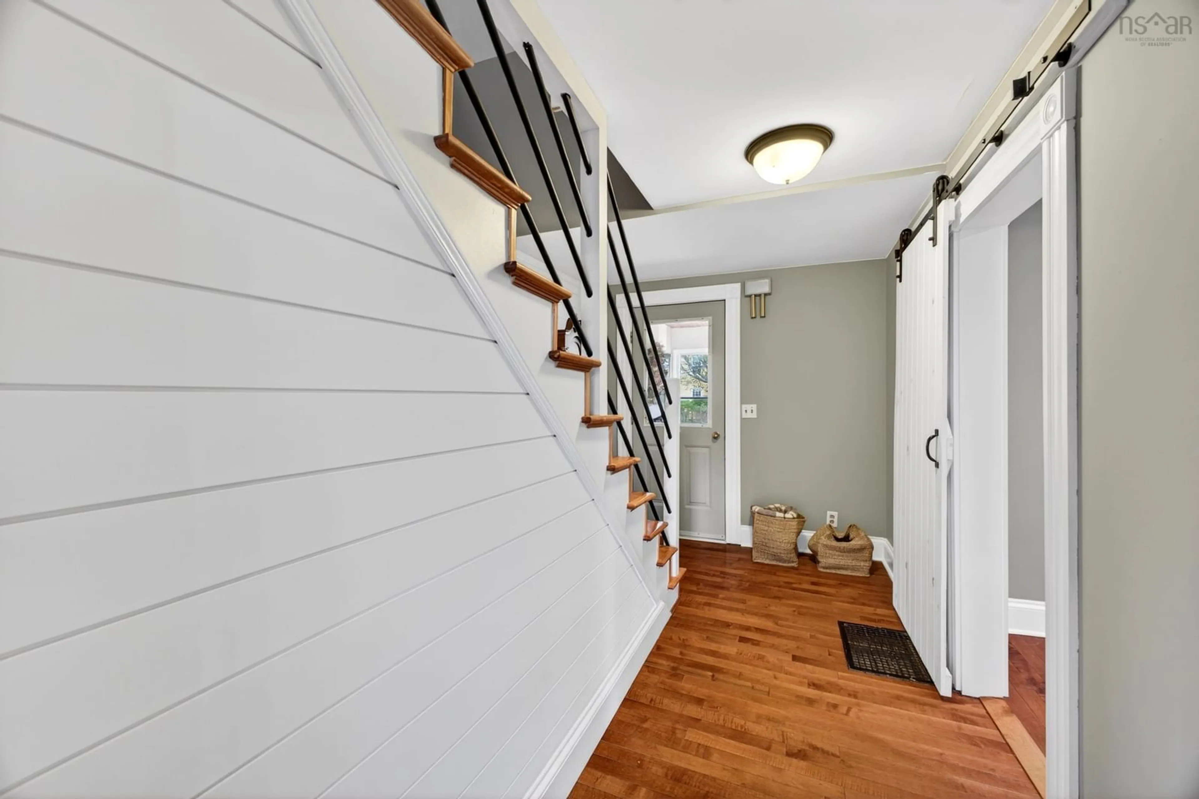 Indoor entryway for 87 Maple Ave, Bass River Nova Scotia B0M 1B0