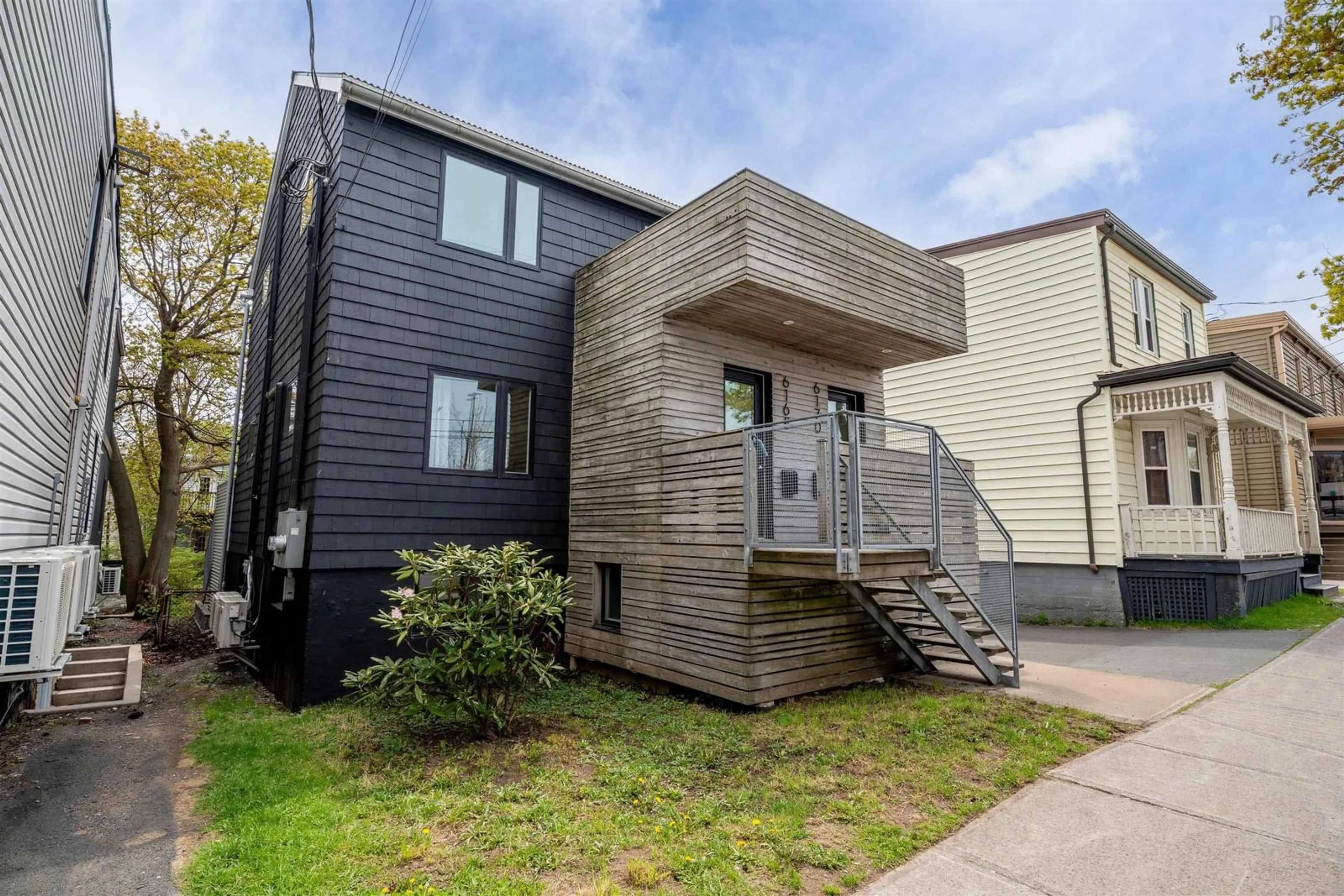Home with vinyl exterior material, street for 6168 6170 North St, Halifax Peninsula Nova Scotia B3K 1P3