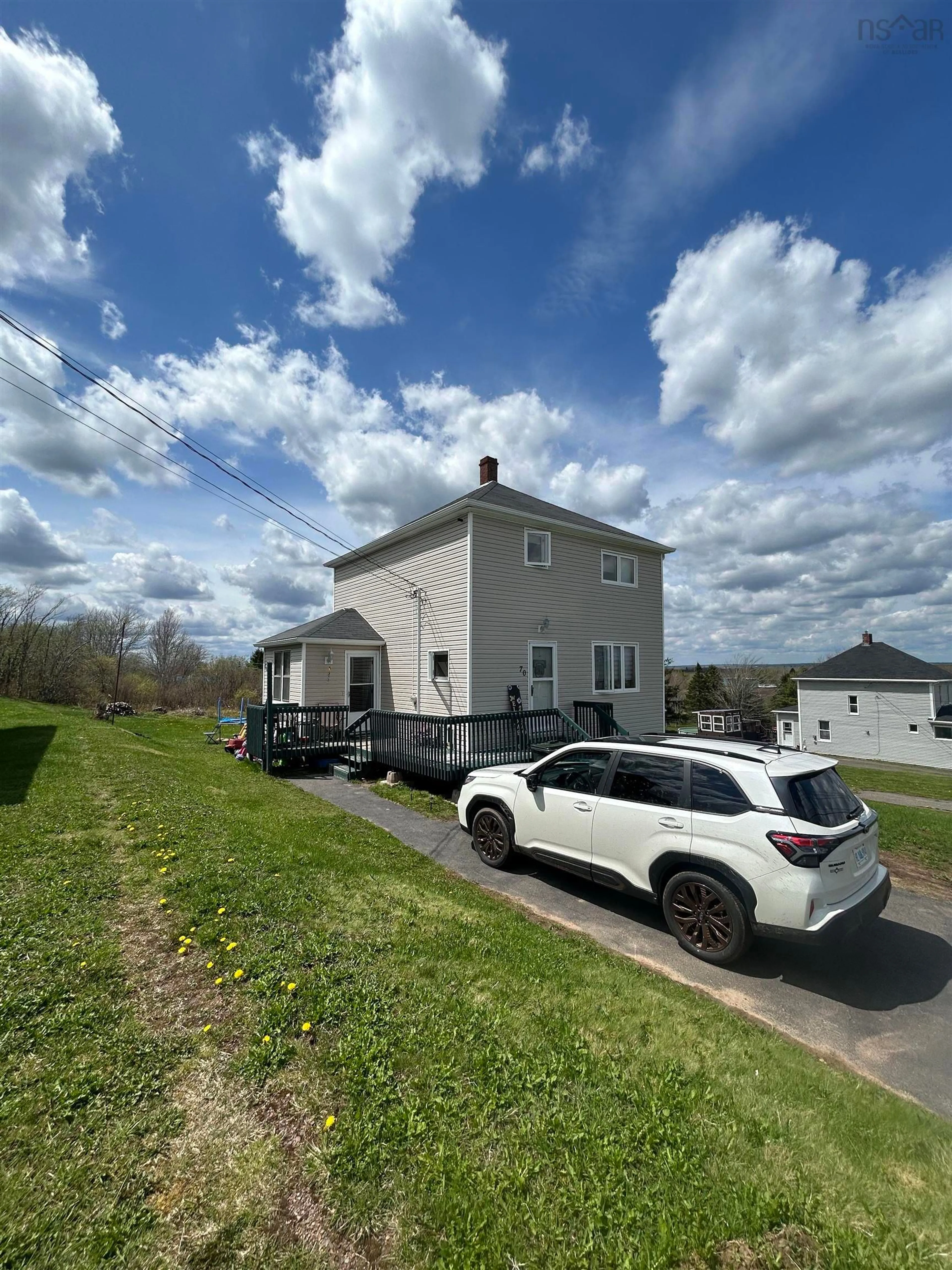 A pic from outside/outdoor area/front of a property/back of a property/a pic from drone, street for 70 Wolsley, Springhill Nova Scotia B0M 1X0
