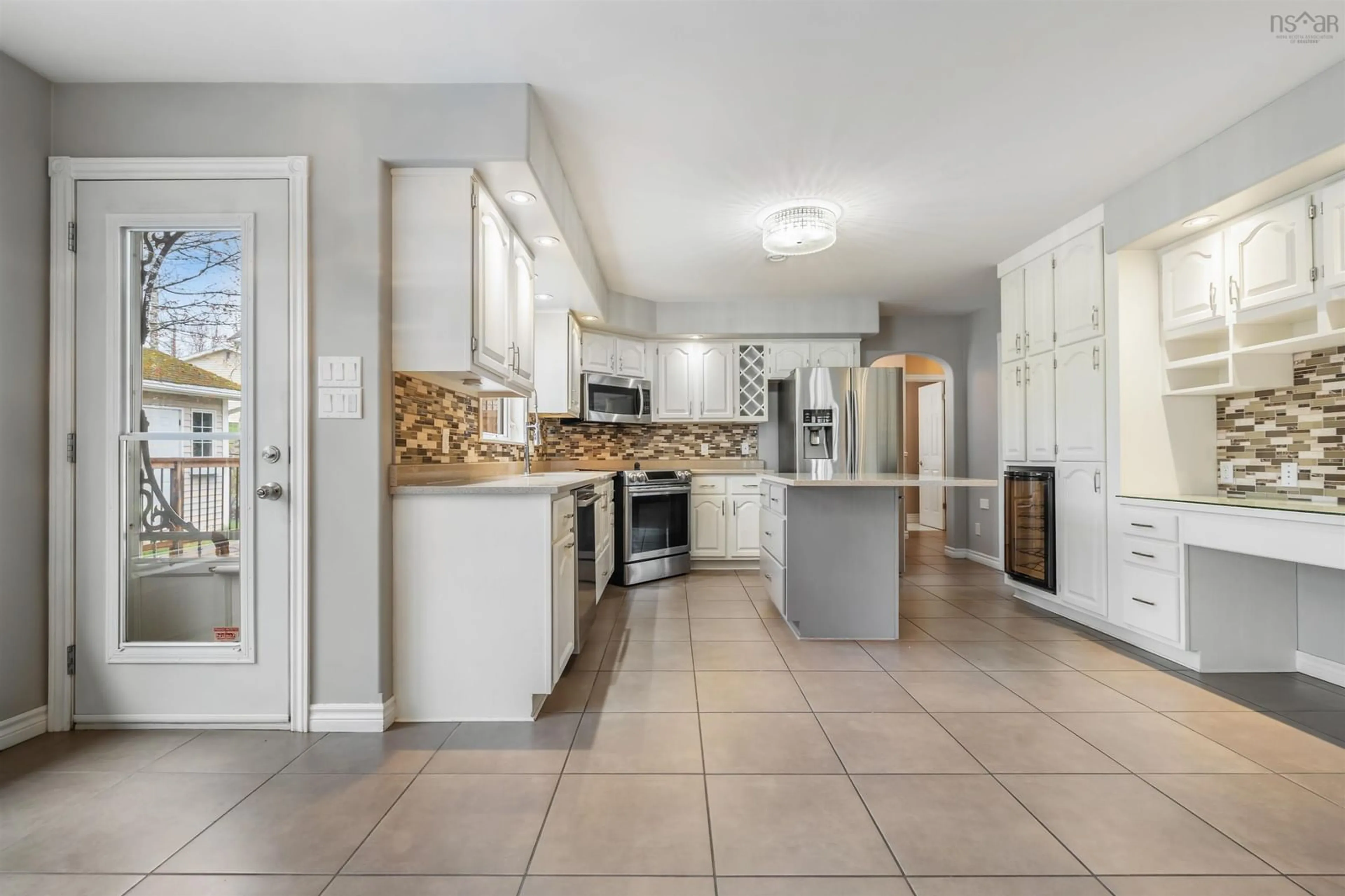 Open concept kitchen, ceramic/tile floor for 17 Pineview Crescent Cres, Stellarton Nova Scotia B0K 1S0