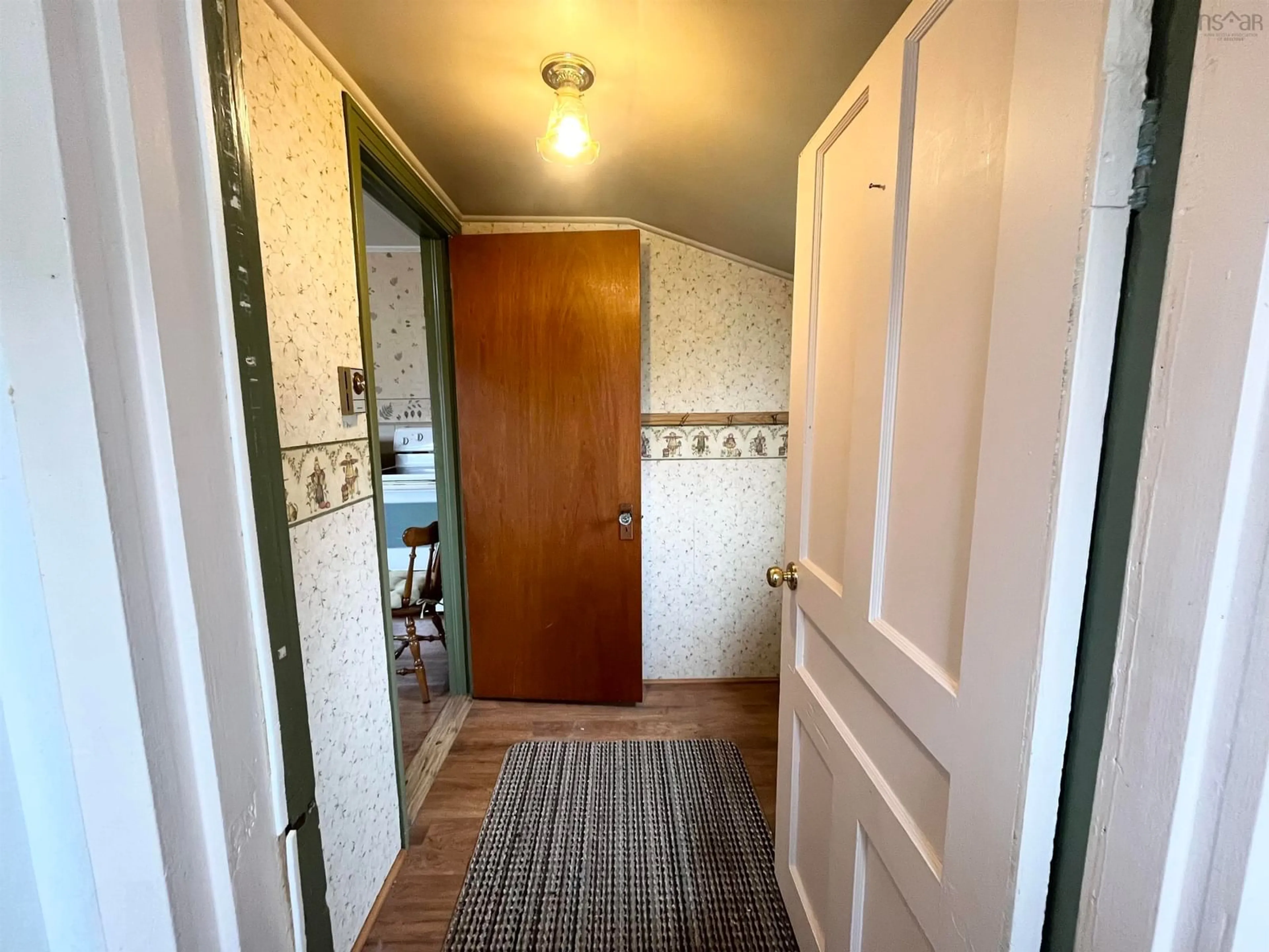 Indoor entryway for 43 Hibbert St, Clark's Harbour Nova Scotia B0W 1P0