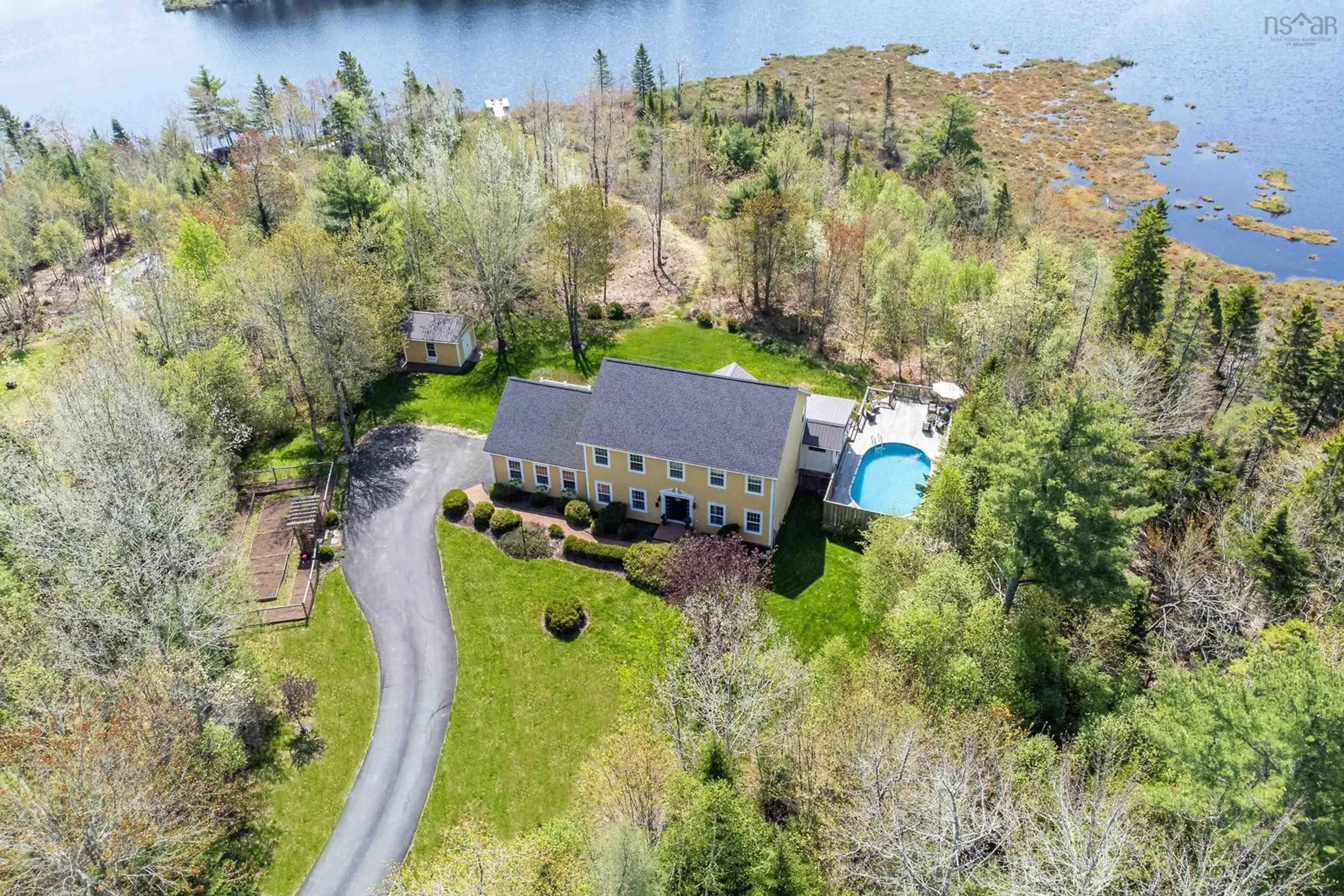 A pic from outside/outdoor area/front of a property/back of a property/a pic from drone, water/lake/river/ocean view for 298 St Andrews Dr, Fall River Nova Scotia B2T 1R3