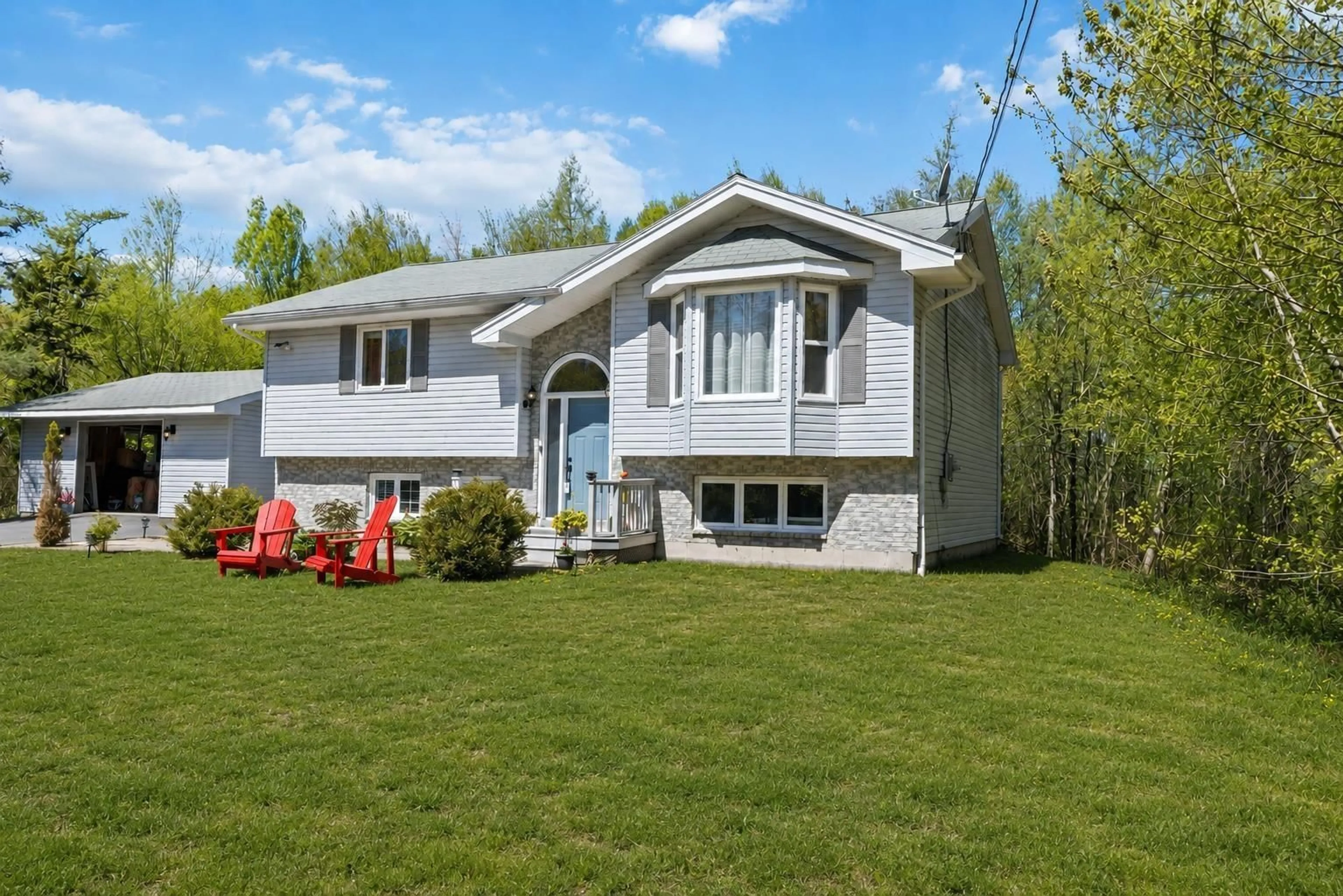 Home with vinyl exterior material, street for 1 St George Blvd, Hammonds Plains Nova Scotia B4B 1K7