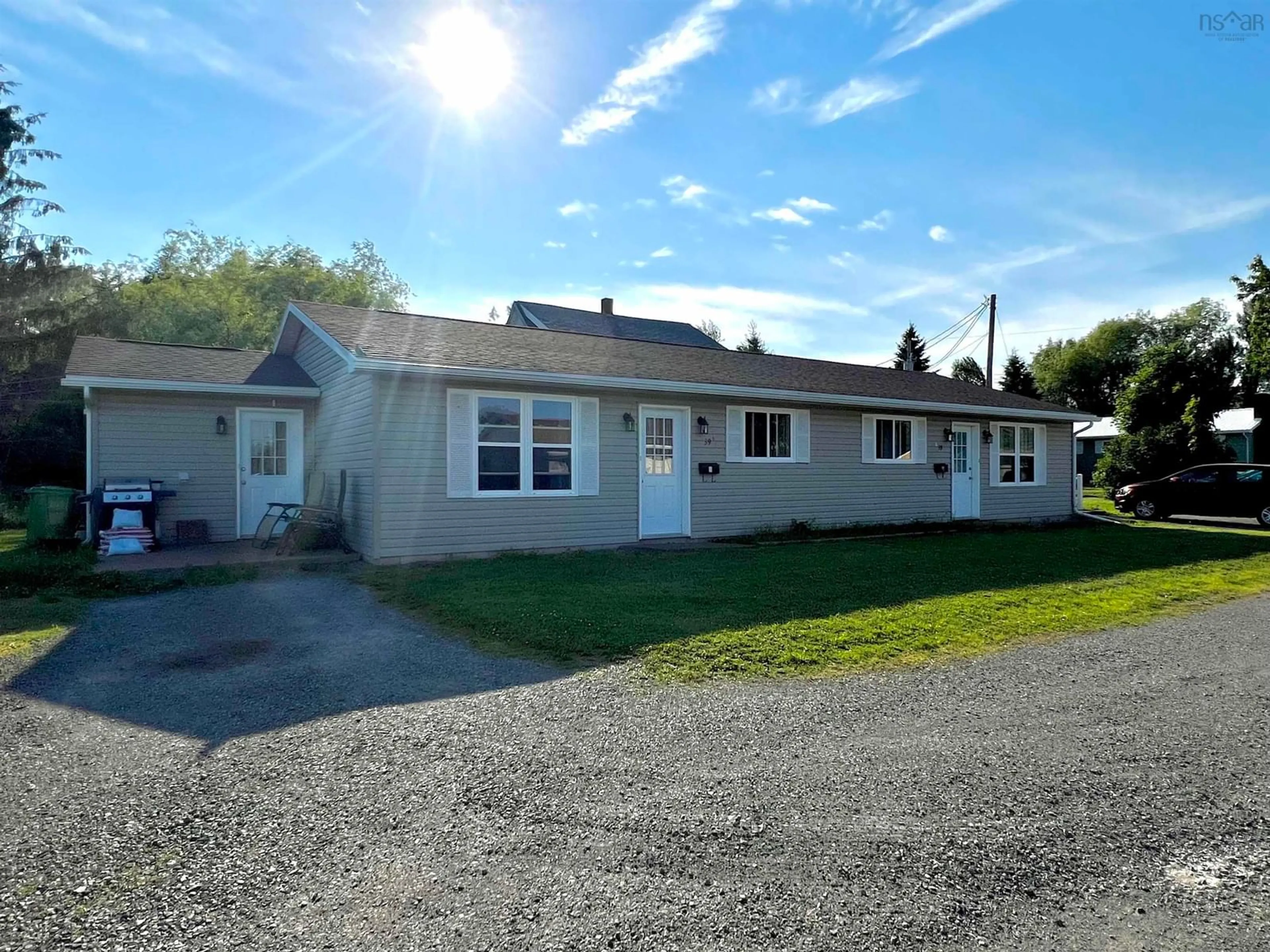 Unknown for 39 Emmanuel St, Stellarton Nova Scotia B0K 1S0