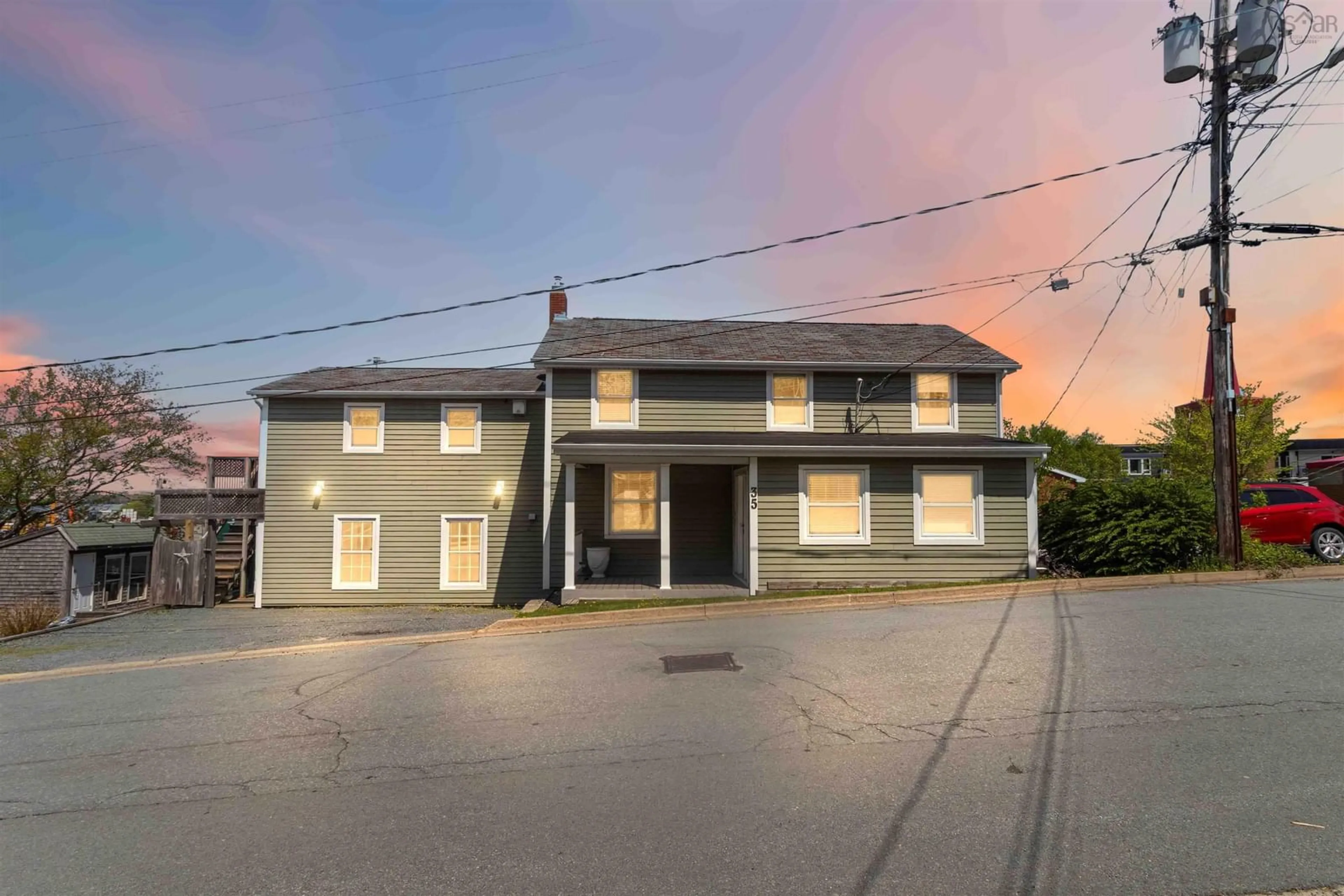 A pic from outside/outdoor area/front of a property/back of a property/a pic from drone, building for 35 Mcfatridge Rd, Halifax Nova Scotia B3N 2R2
