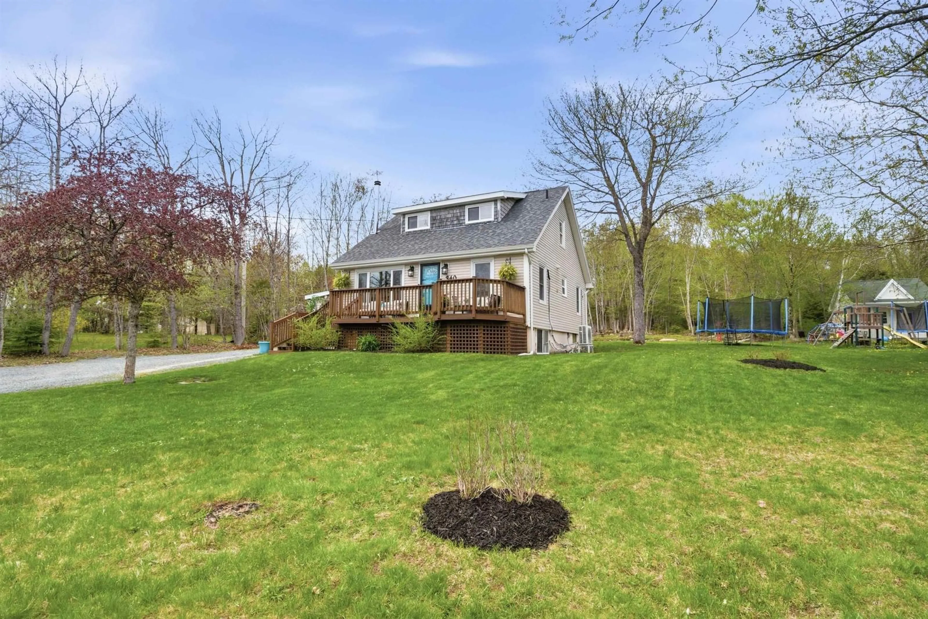 A pic from outside/outdoor area/front of a property/back of a property/a pic from drone, unknown for 340 Lakeview Ave, Middle Sackville Nova Scotia B4E 3B6