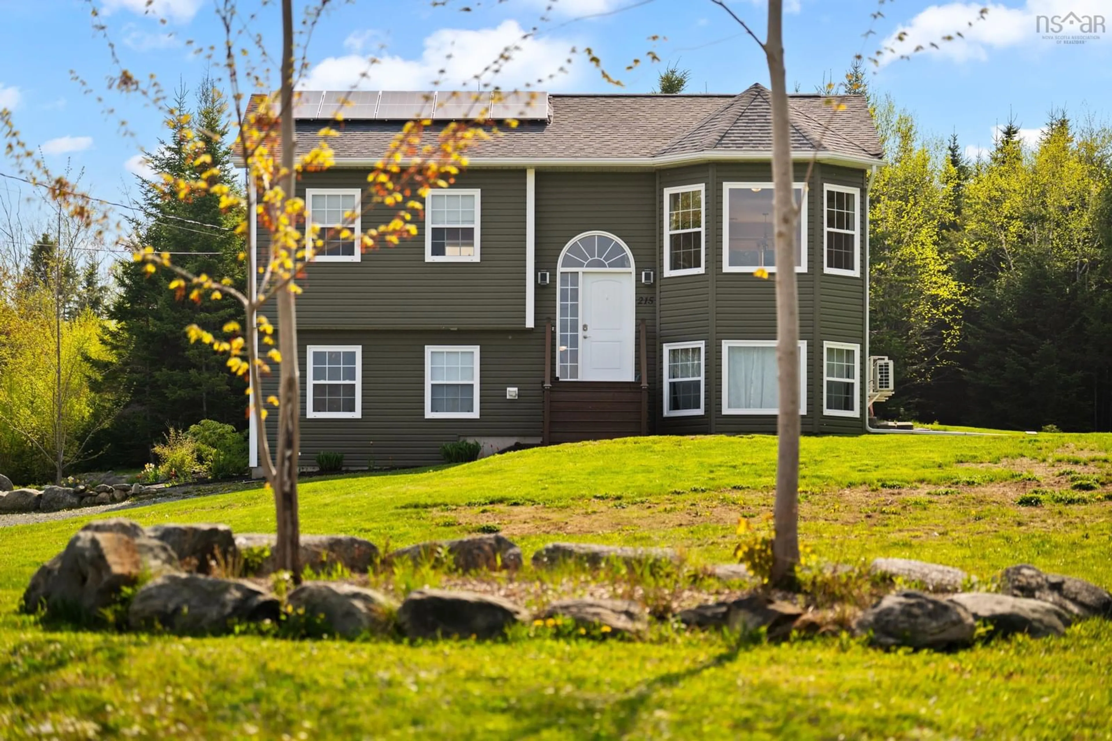 Home with vinyl exterior material, unknown for 215 West Porters Lake Rd, Porters Lake Nova Scotia B3E 1G1