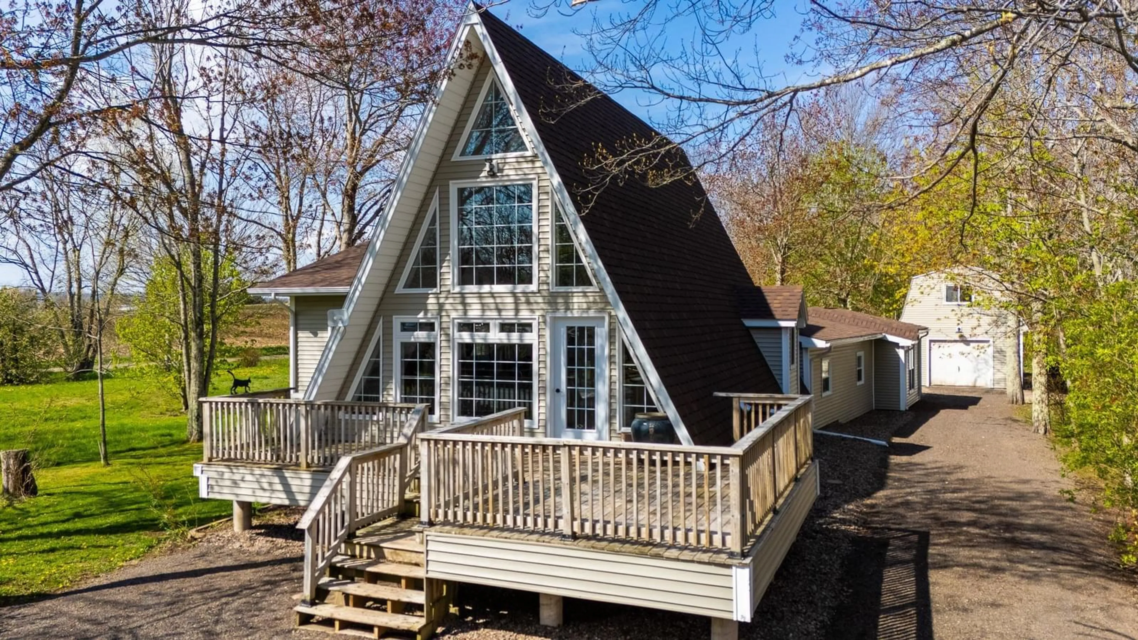 Home with vinyl exterior material, water/lake/river/ocean view for 75 Evangeline Beach Rd, North Grand Pre Nova Scotia B0P 1M0