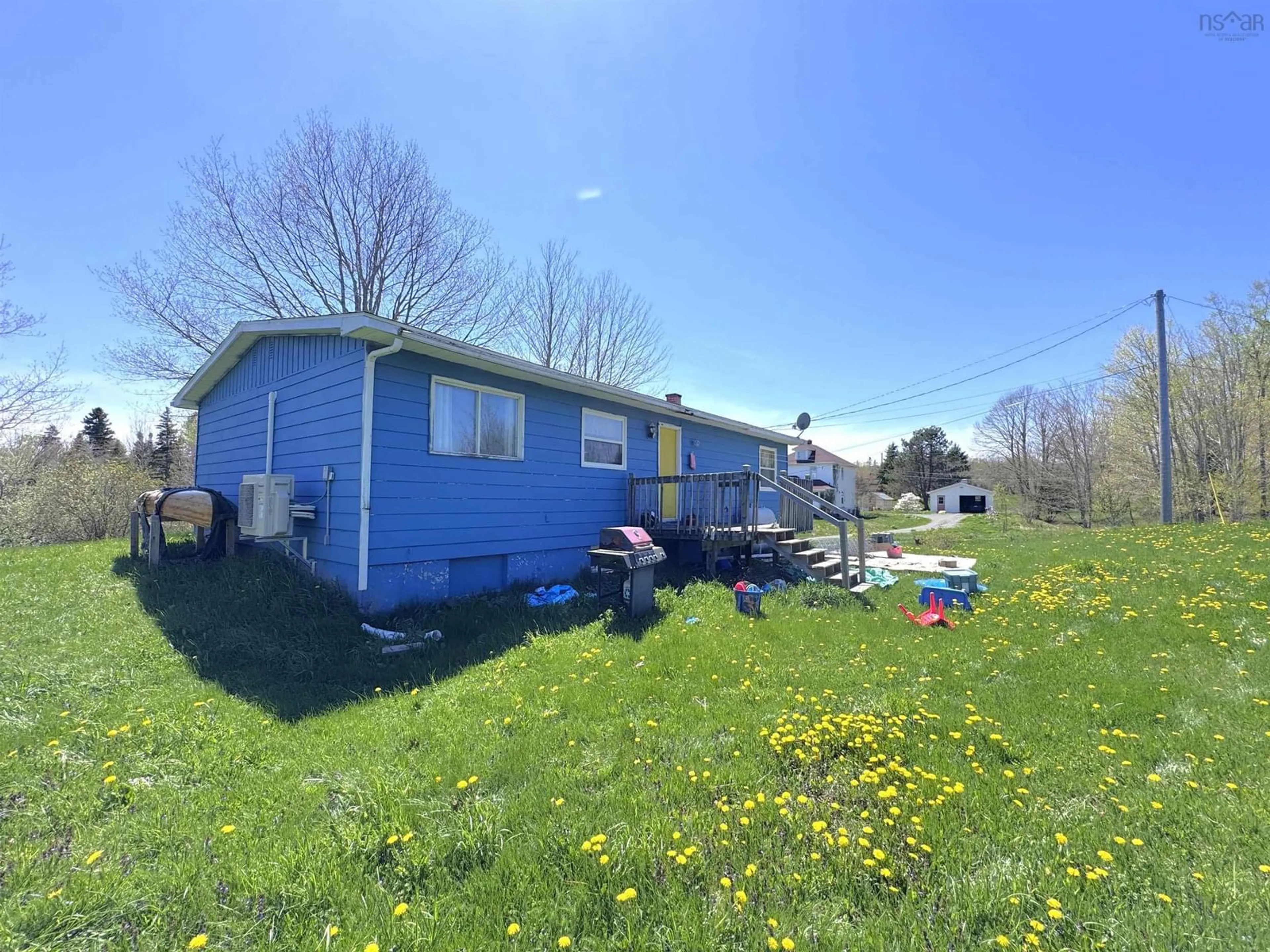 A pic from outside/outdoor area/front of a property/back of a property/a pic from drone, building for 212 Clydesdale Rd, Sylvan Valley Nova Scotia B2G 2K9