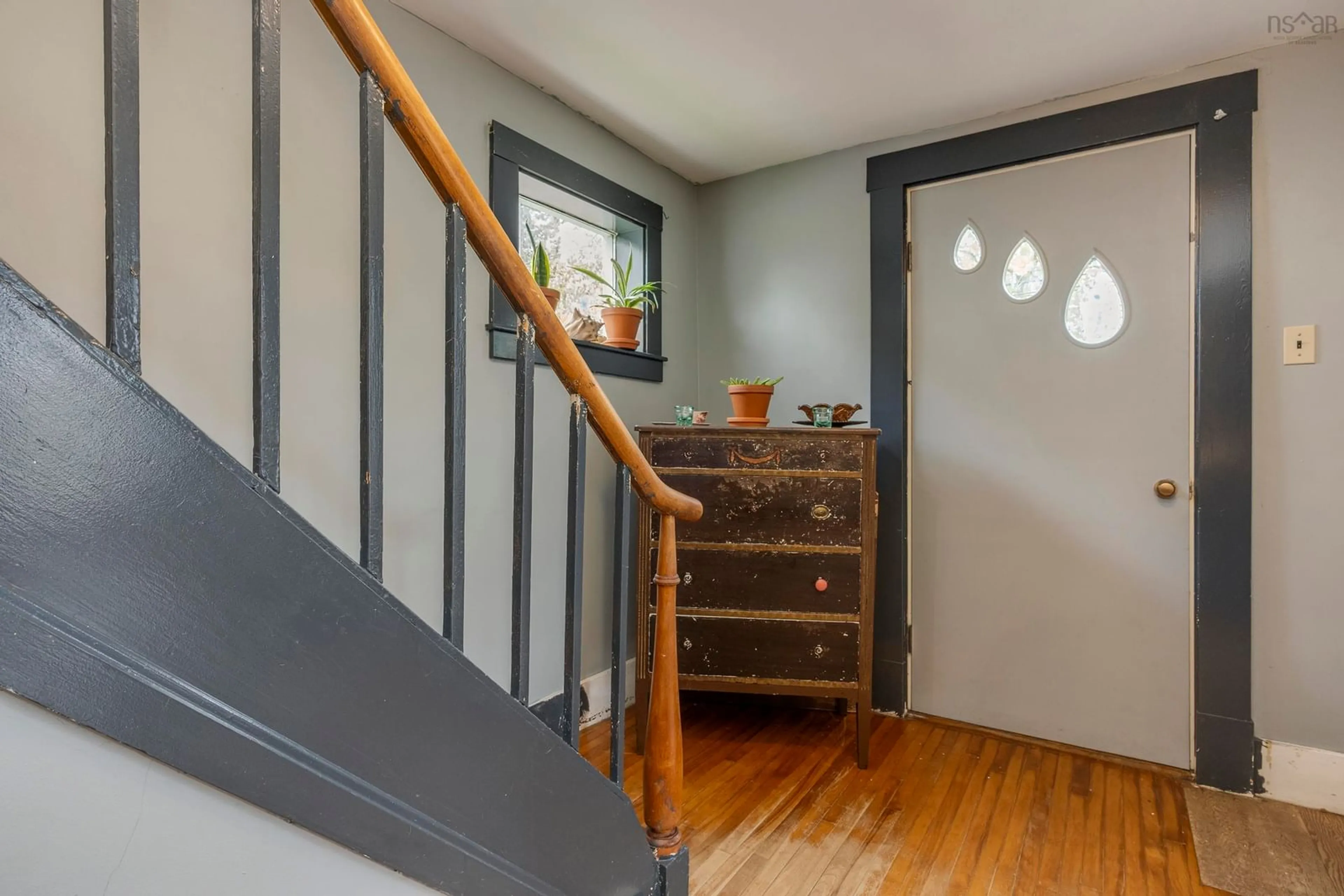 Indoor entryway for 335 Granville Street St, Bridgetown Nova Scotia B0S 1C0