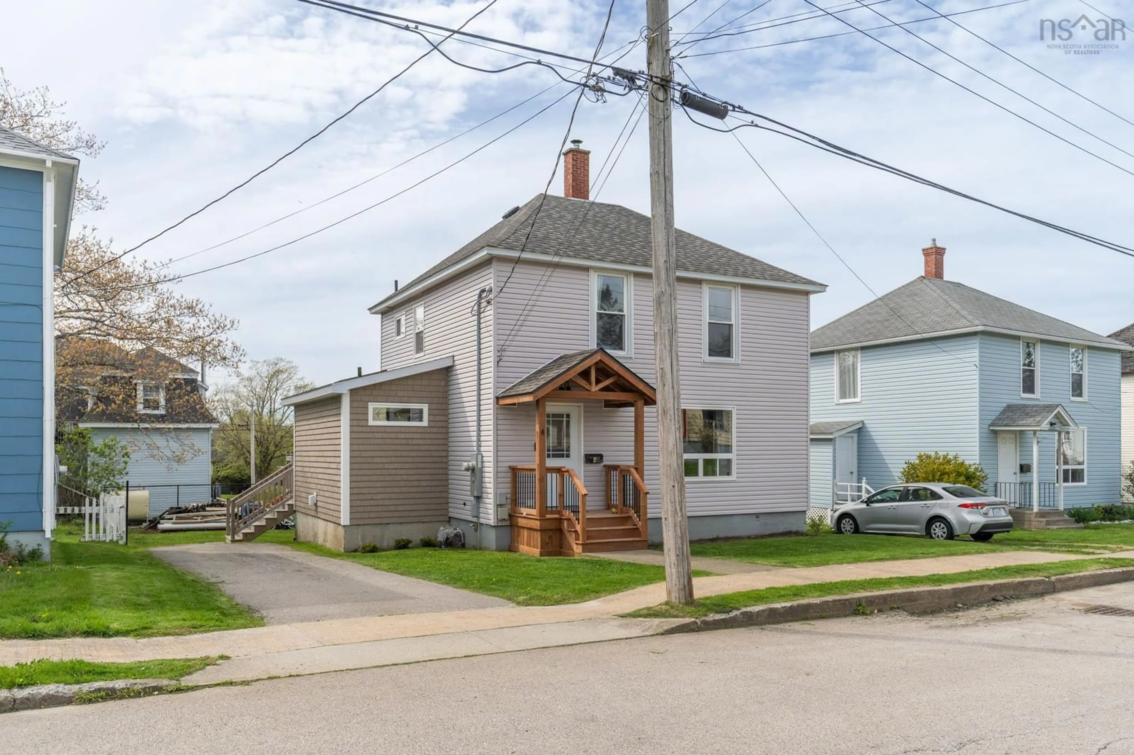 A pic from outside/outdoor area/front of a property/back of a property/a pic from drone, street for 4 Carol Ave, Yarmouth Nova Scotia B5A 2H7