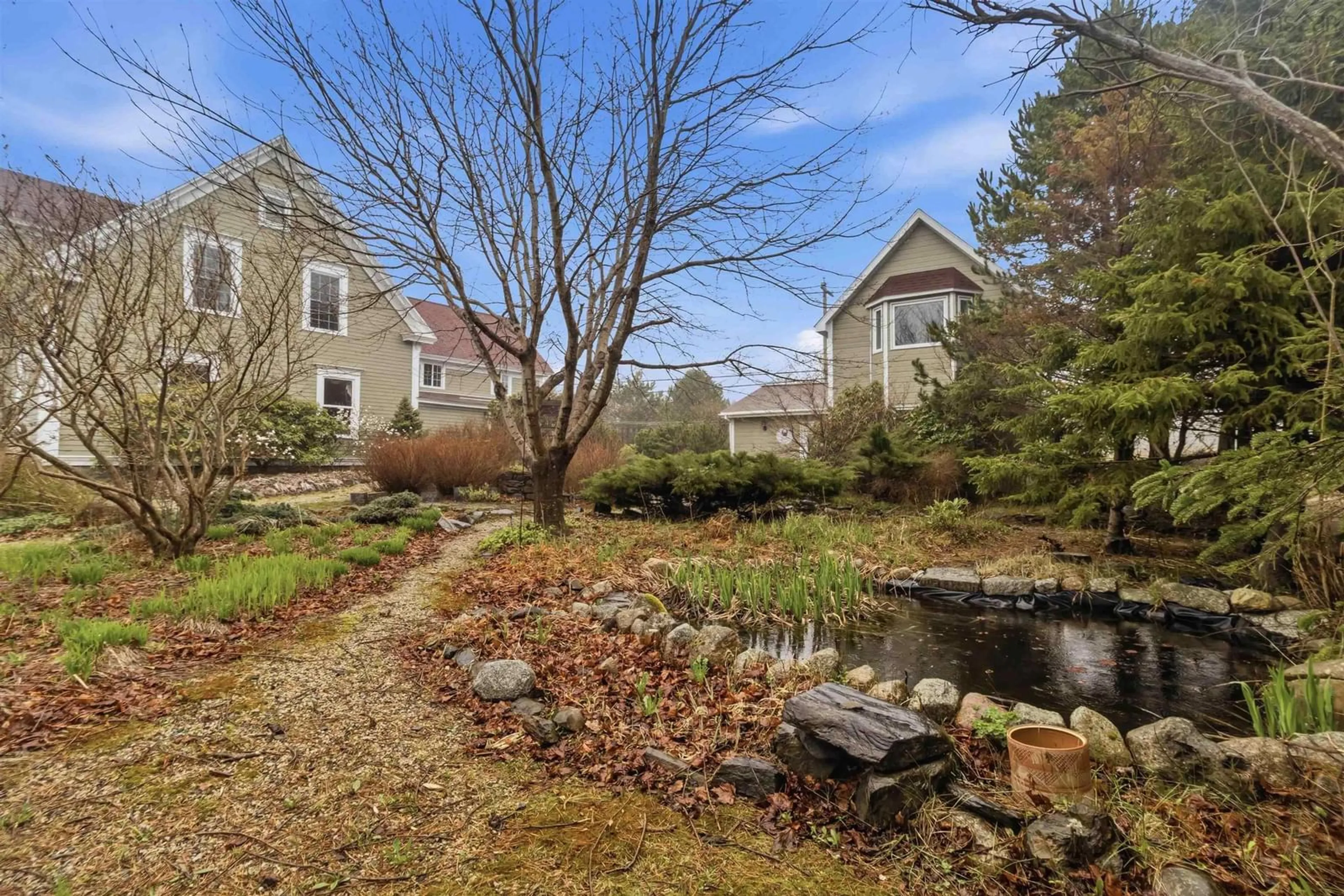 Patio, water/lake/river/ocean view for 5204-5206 Route 329, Blandford Nova Scotia B0J 1T0