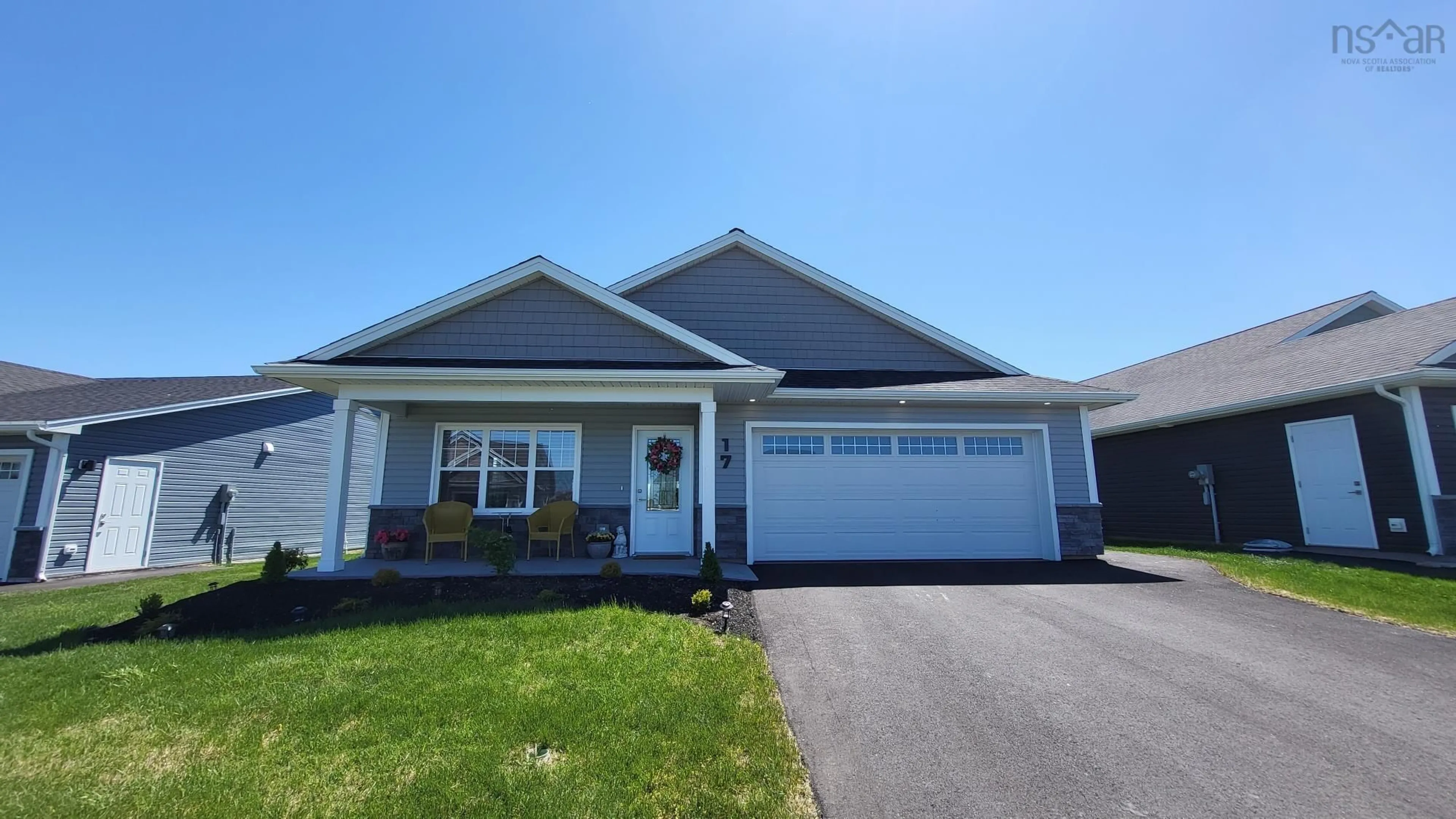 Home with vinyl exterior material, street for 17 Community Way, Garlands Crossing Nova Scotia B0N 2T0