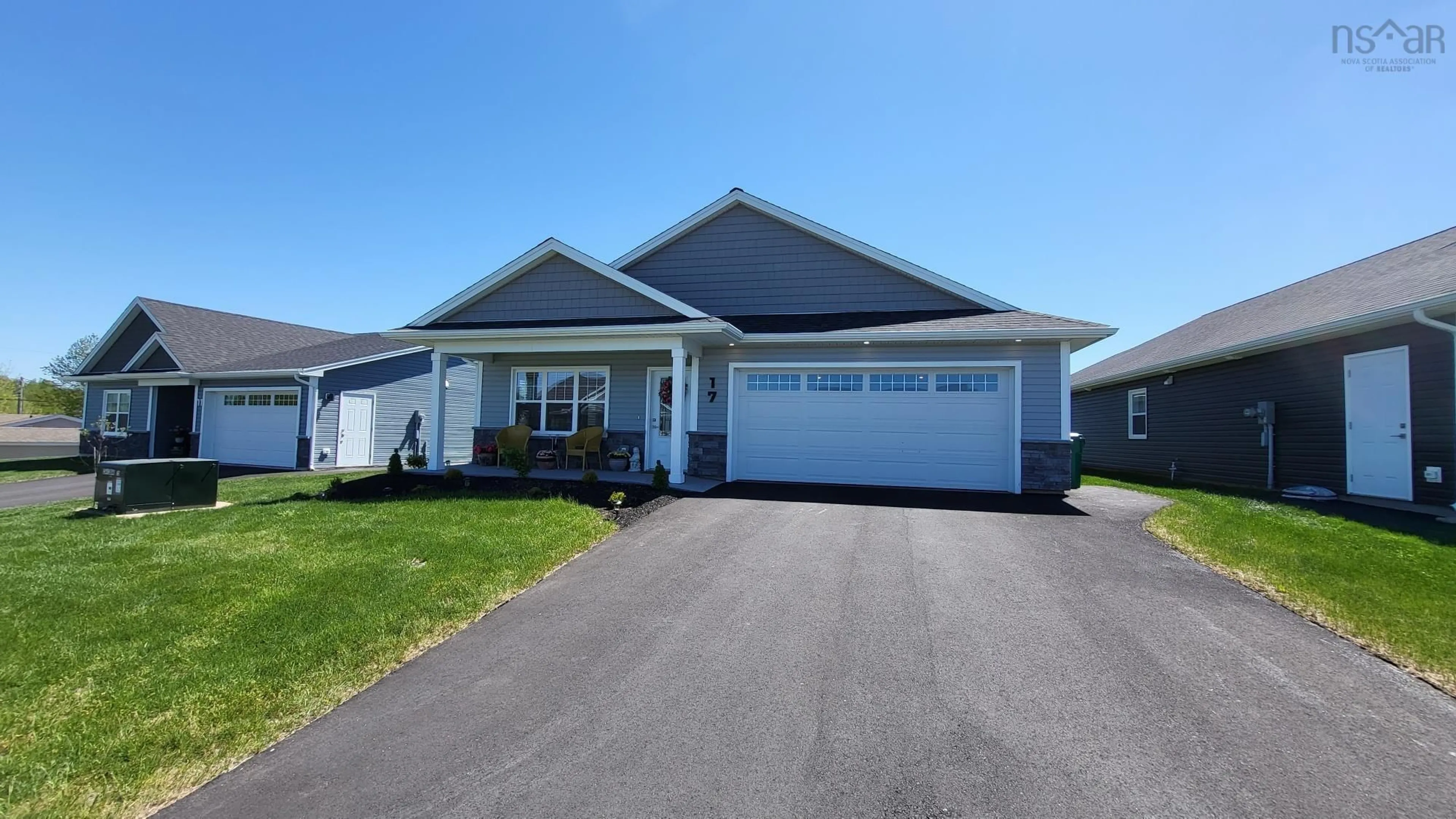 Home with vinyl exterior material, street for 17 Community Way, Garlands Crossing Nova Scotia B0N 2T0