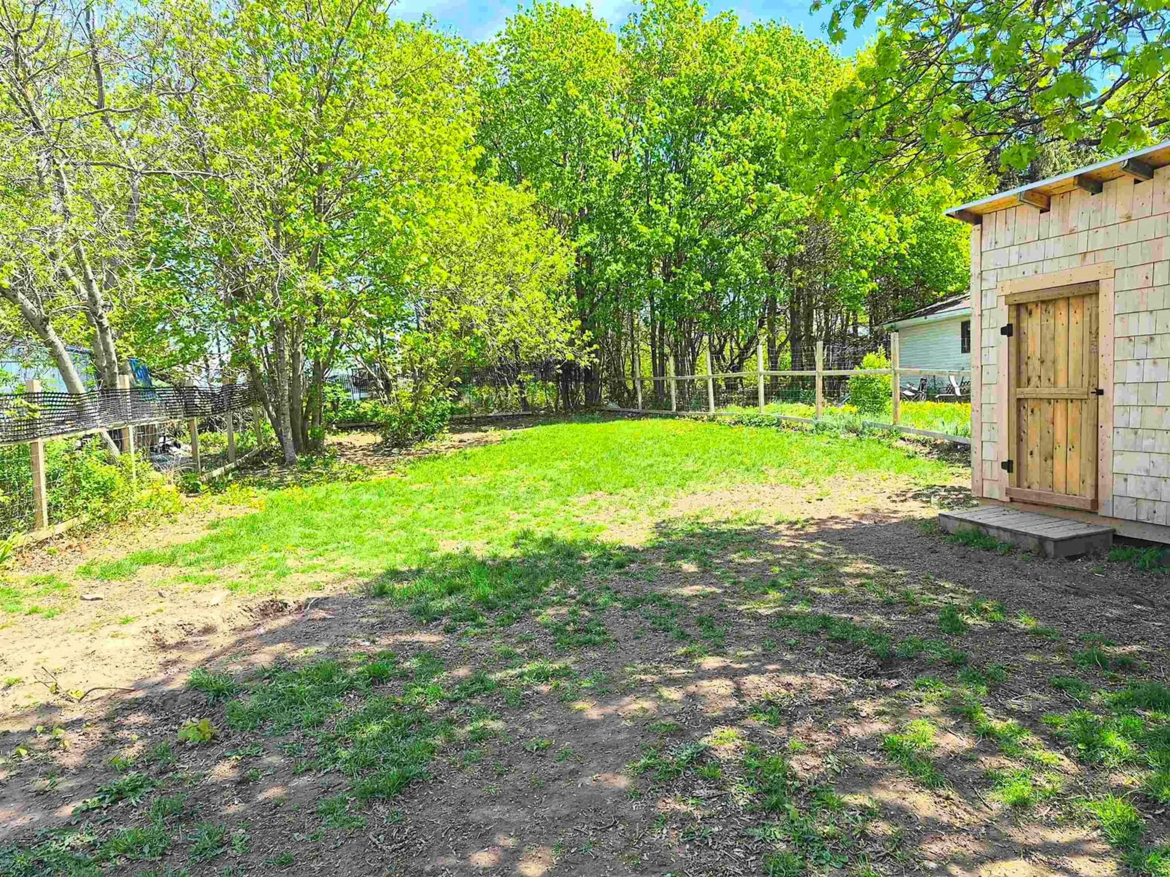 A pic from outside/outdoor area/front of a property/back of a property/a pic from drone, forest/trees view for 7 Lorne St, Springhill Nova Scotia B0M 1X0
