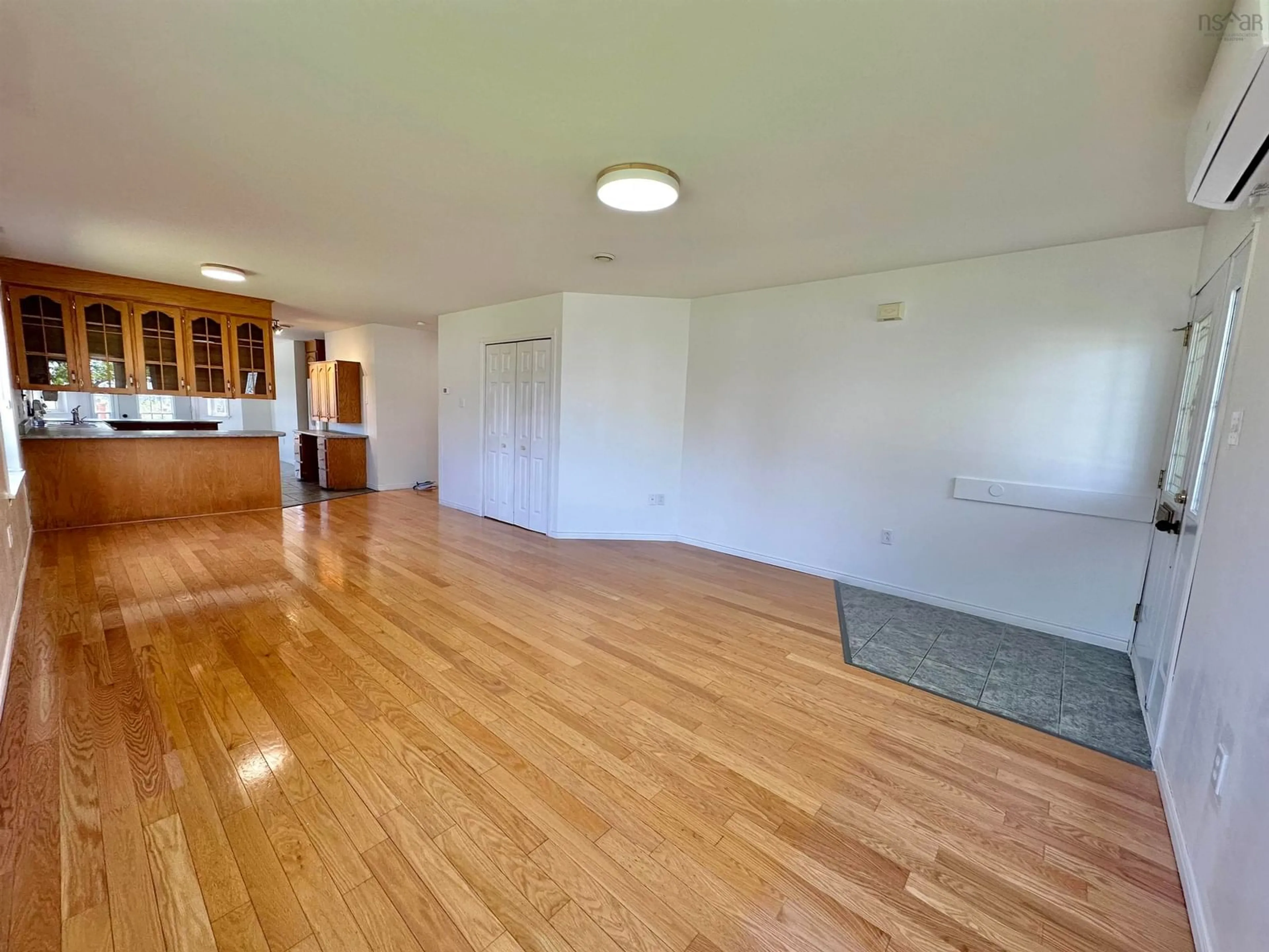 A pic of a room for 469 Brunswick St, Yarmouth Nova Scotia B5A 4V4