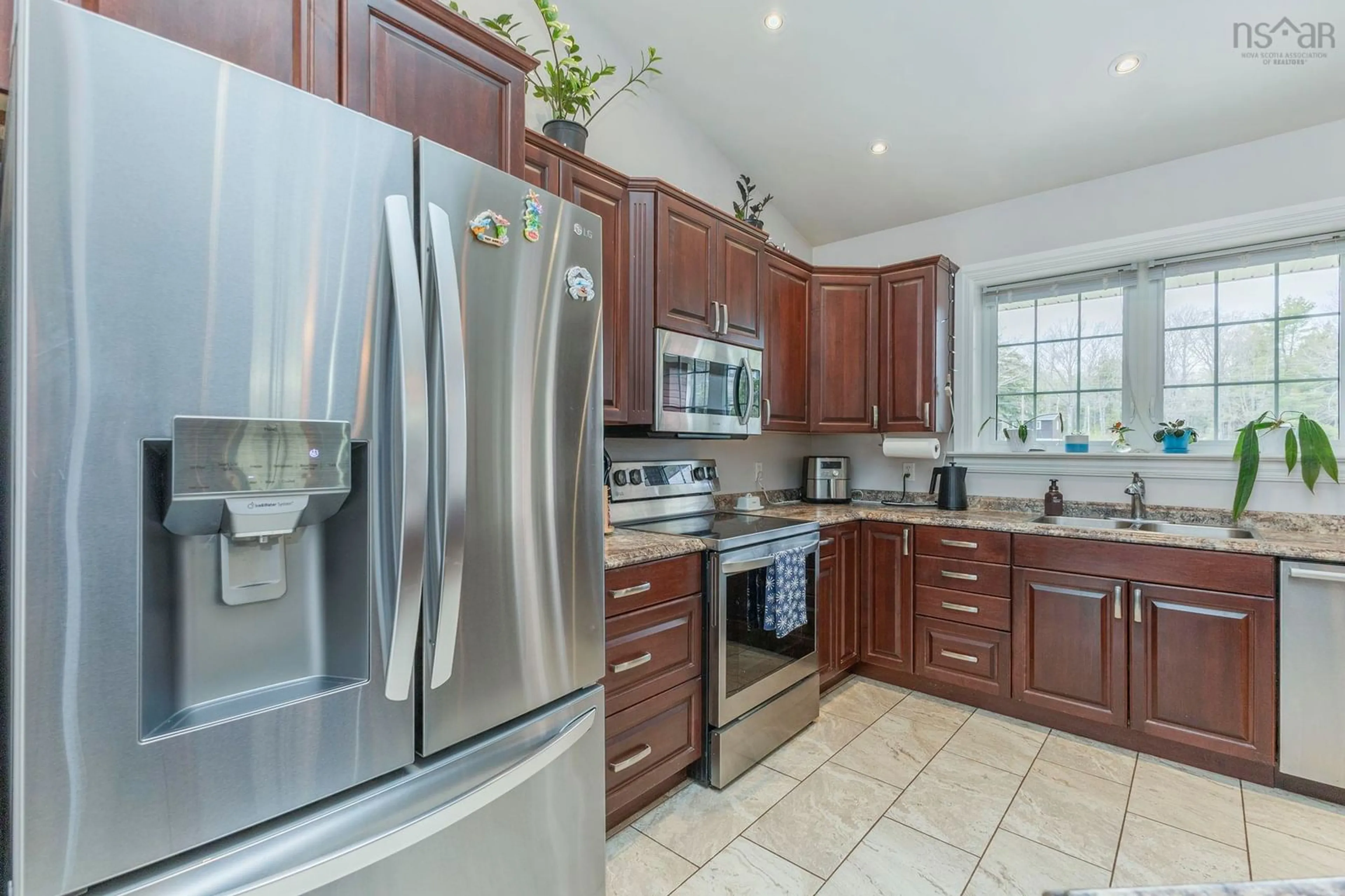 Standard kitchen, ceramic/tile floor for 3548 Gairloch Rd, Rocklin Nova Scotia B0H 5C7