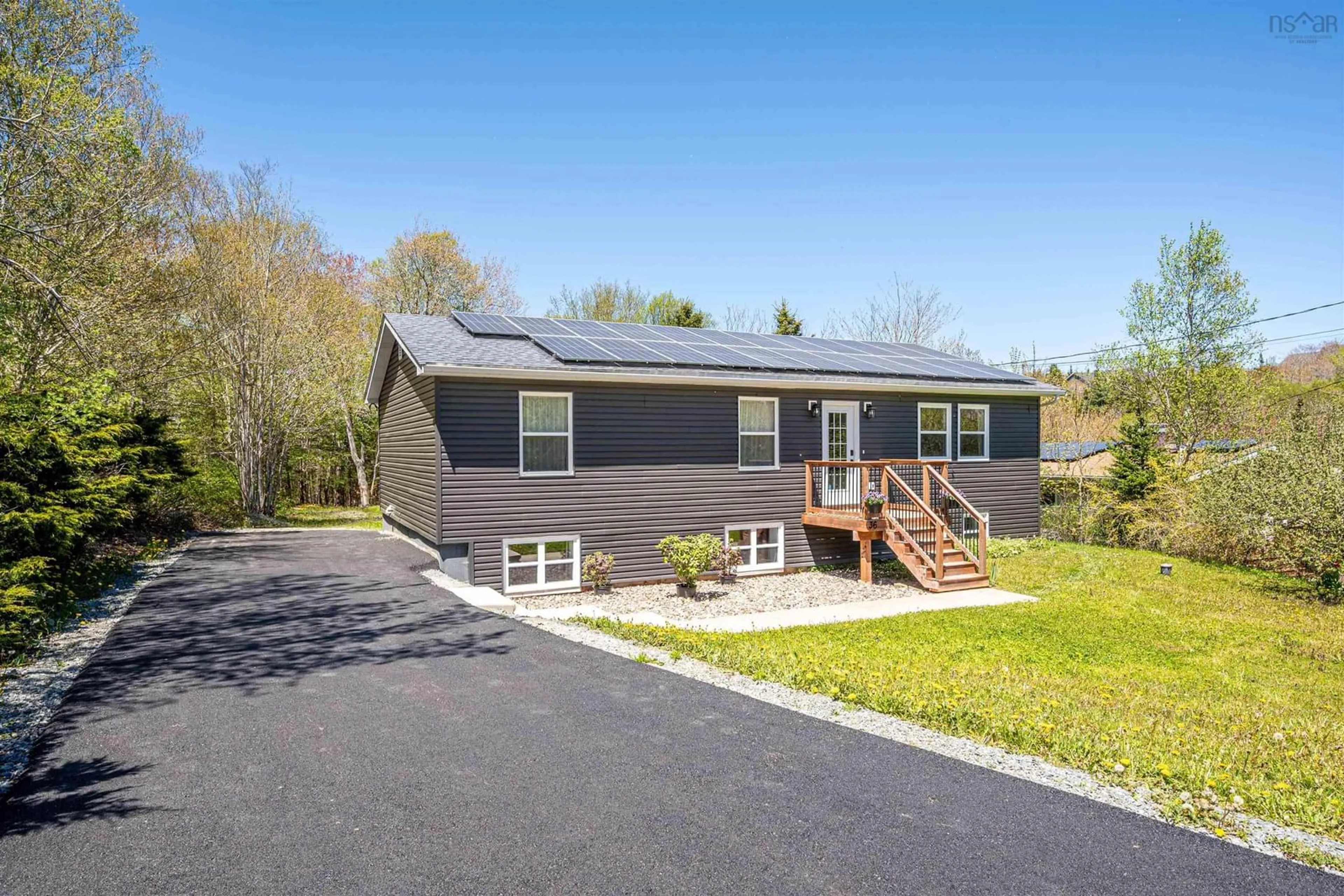 Home with vinyl exterior material, unknown for 36 Cathy Rd, Brookside Nova Scotia B3T 1T6
