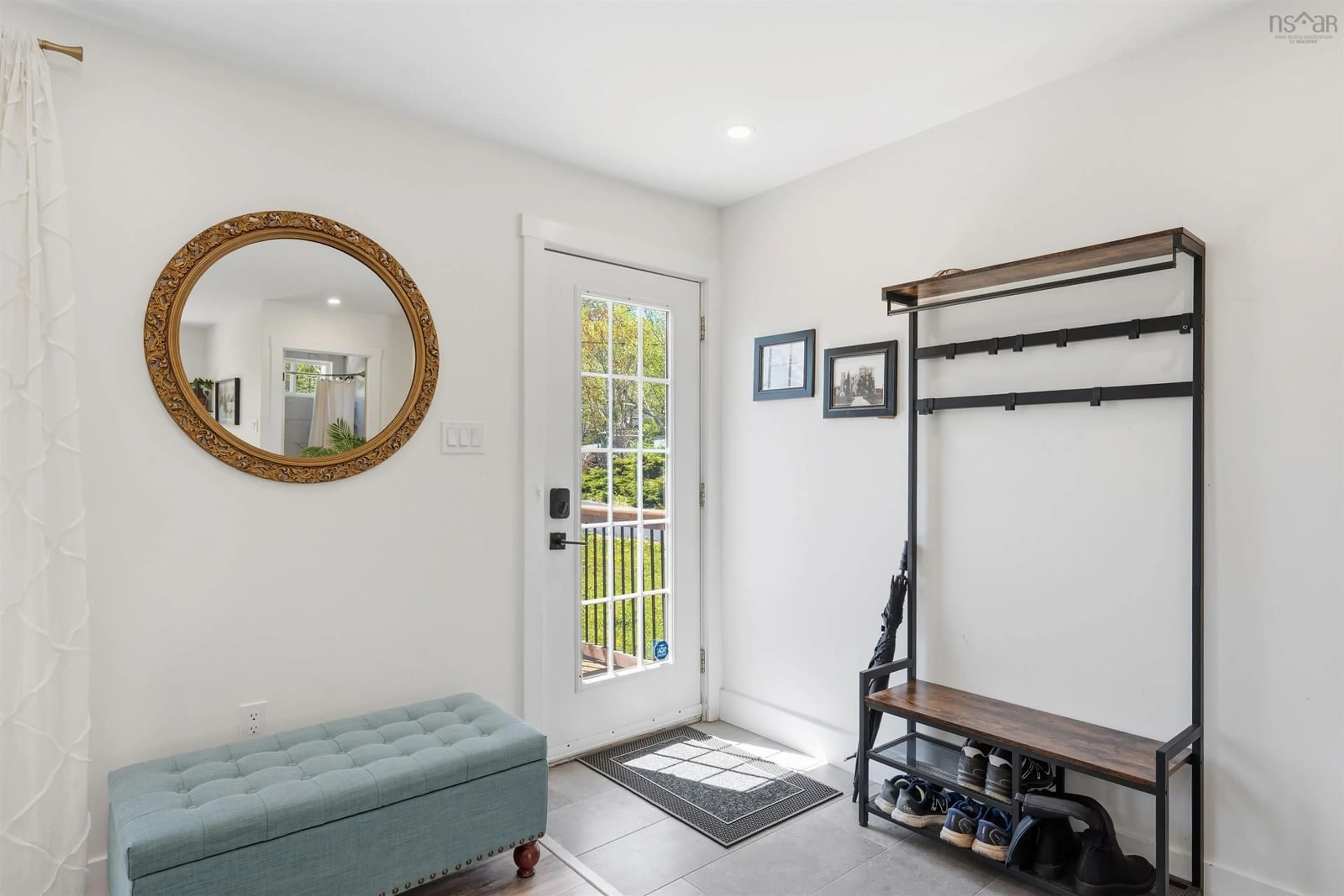Indoor entryway for 36 Cathy Rd, Brookside Nova Scotia B3T 1T6