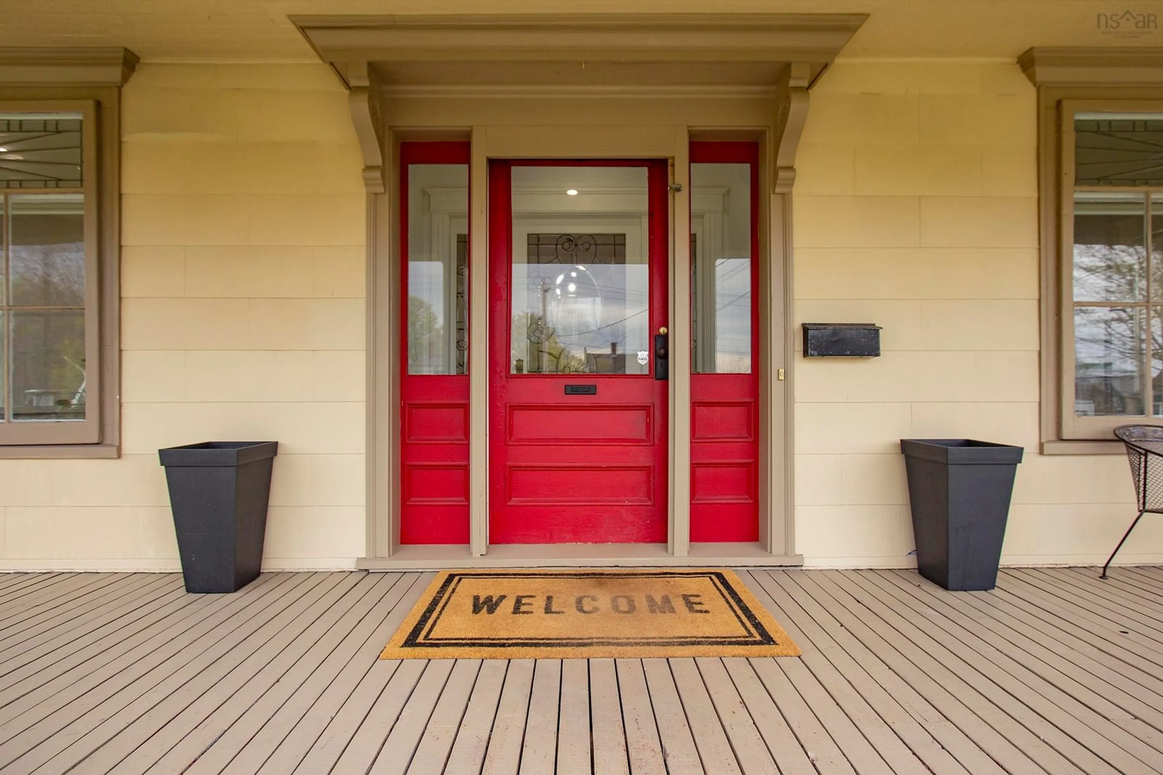 Indoor entryway for 159 Victoria St, Amherst Nova Scotia B4H 1Y4