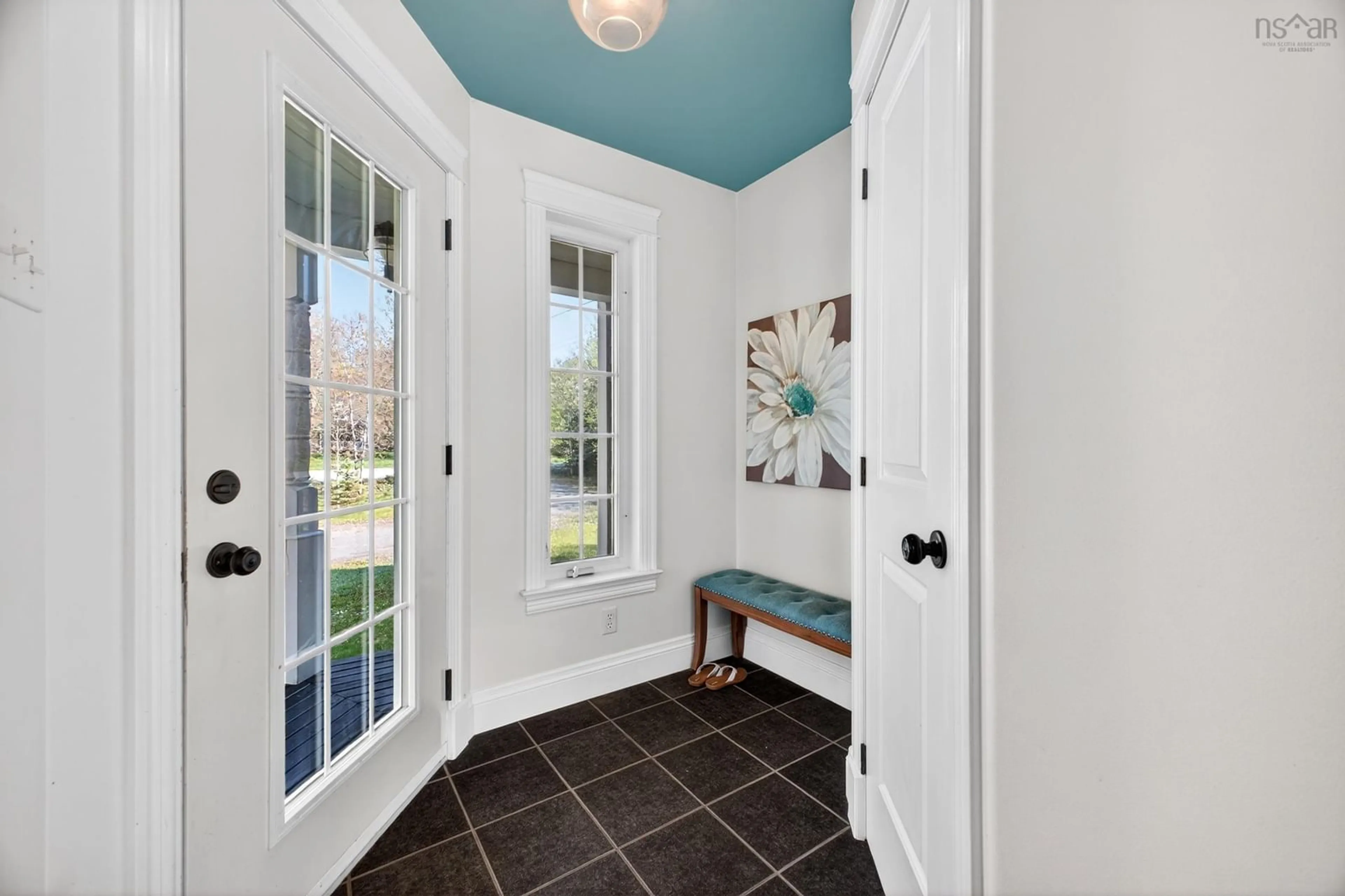 Indoor entryway for 104 Georgina Dr, Debert Nova Scotia B0M 1G0