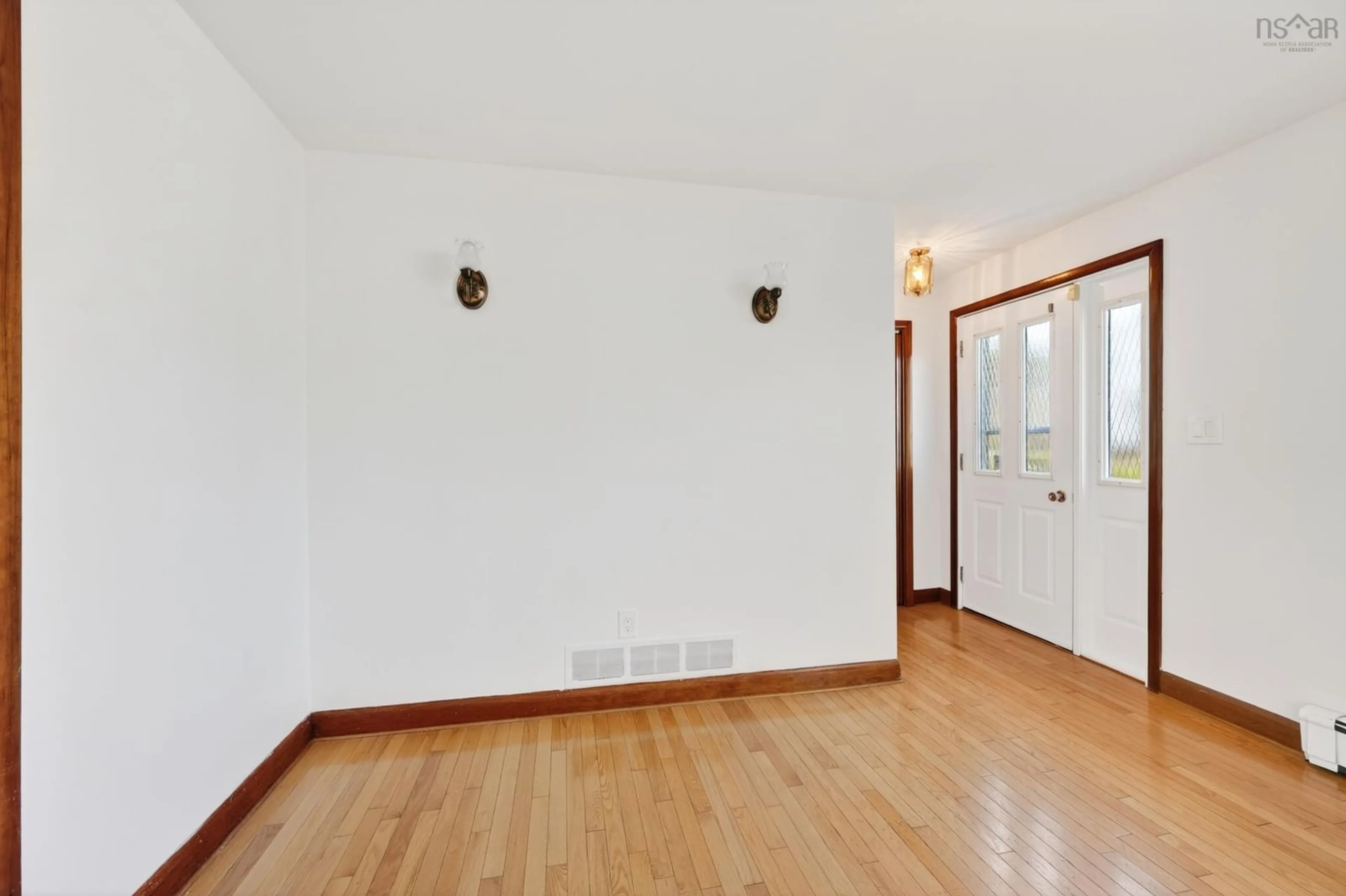 A pic of a room for 31 Kent Street, Sydney Nova Scotia B1S 2X7