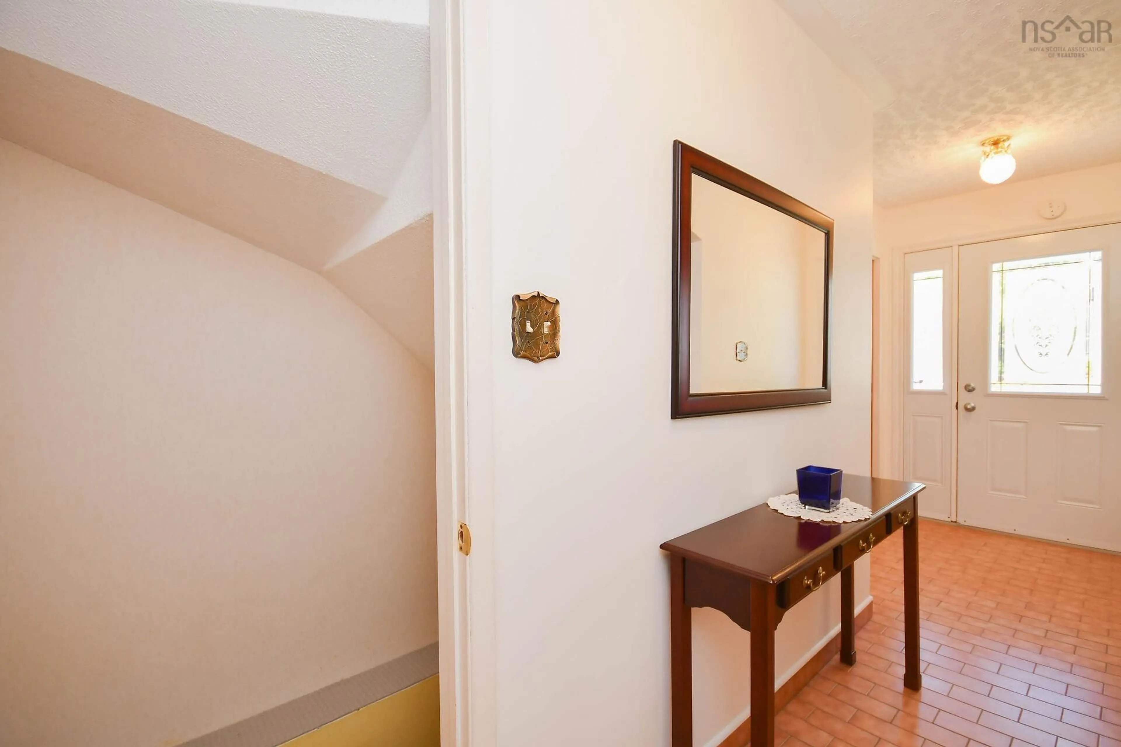 Indoor foyer for 47 Smokey Dr, Lower Sackville Nova Scotia B4C 3B5