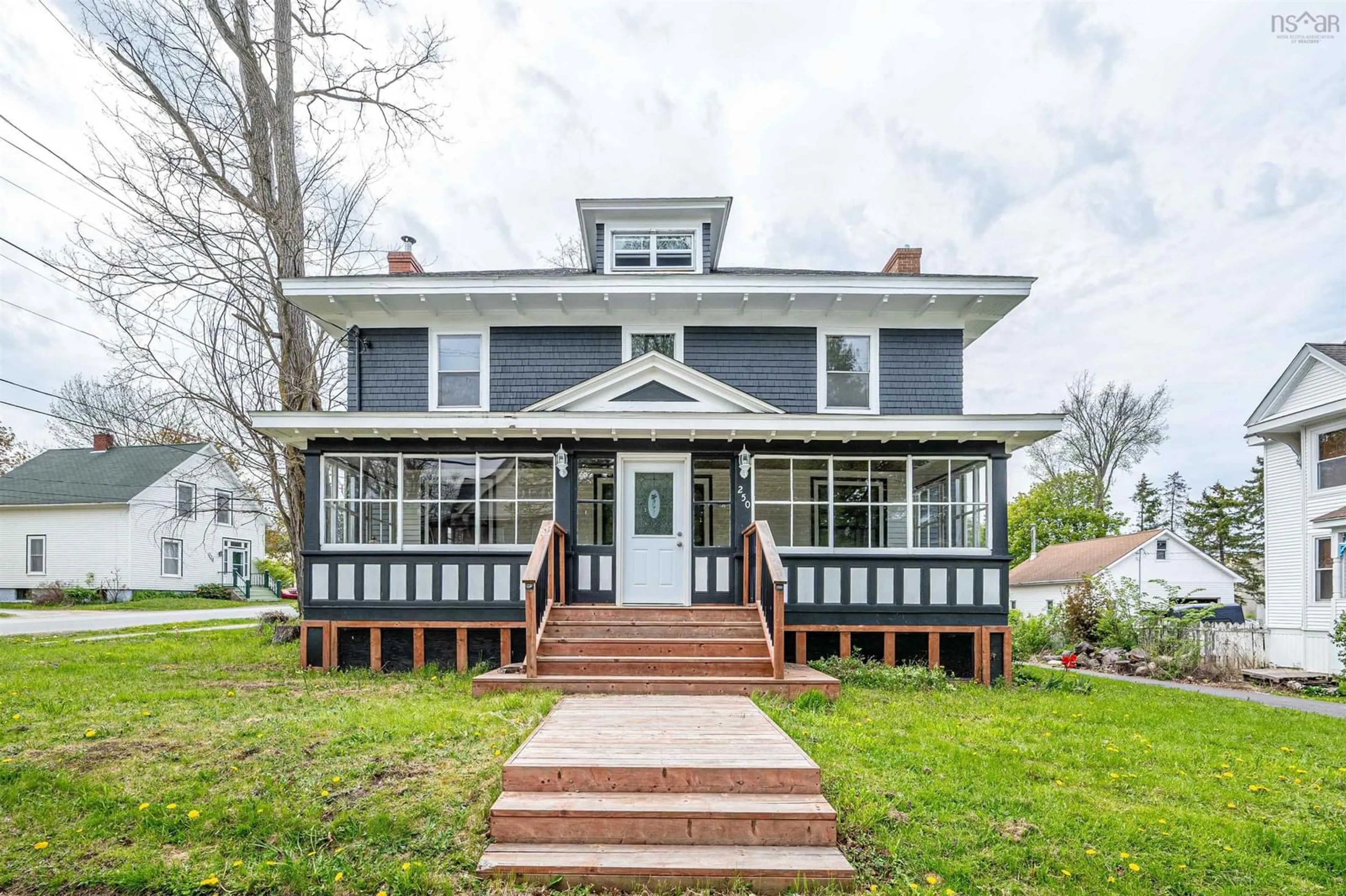Home with vinyl exterior material, street for 250 Gray St, Windsor Nova Scotia B0N 2T0