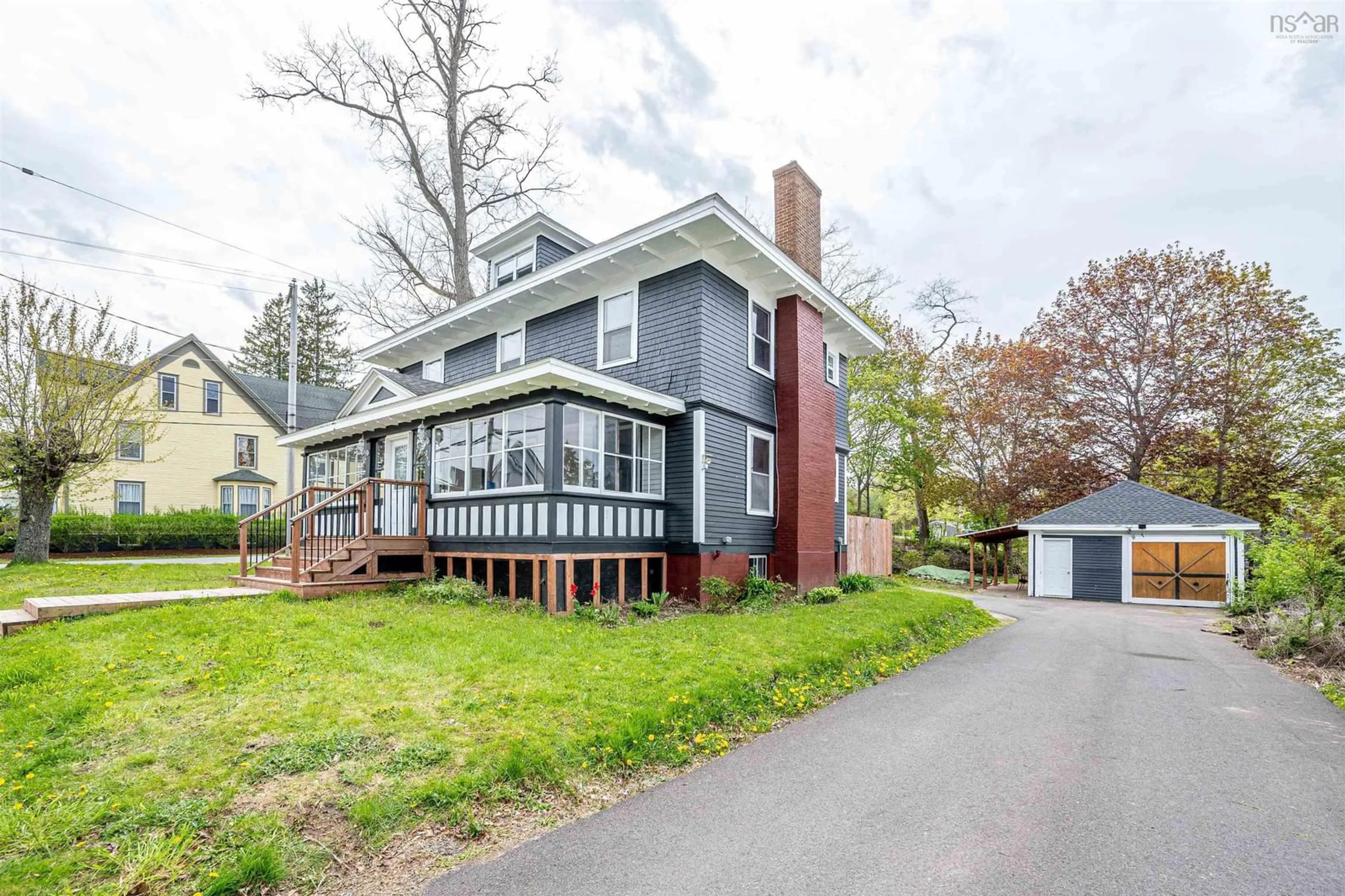 Unknown for 250 Gray St, Windsor Nova Scotia B0N 2T0