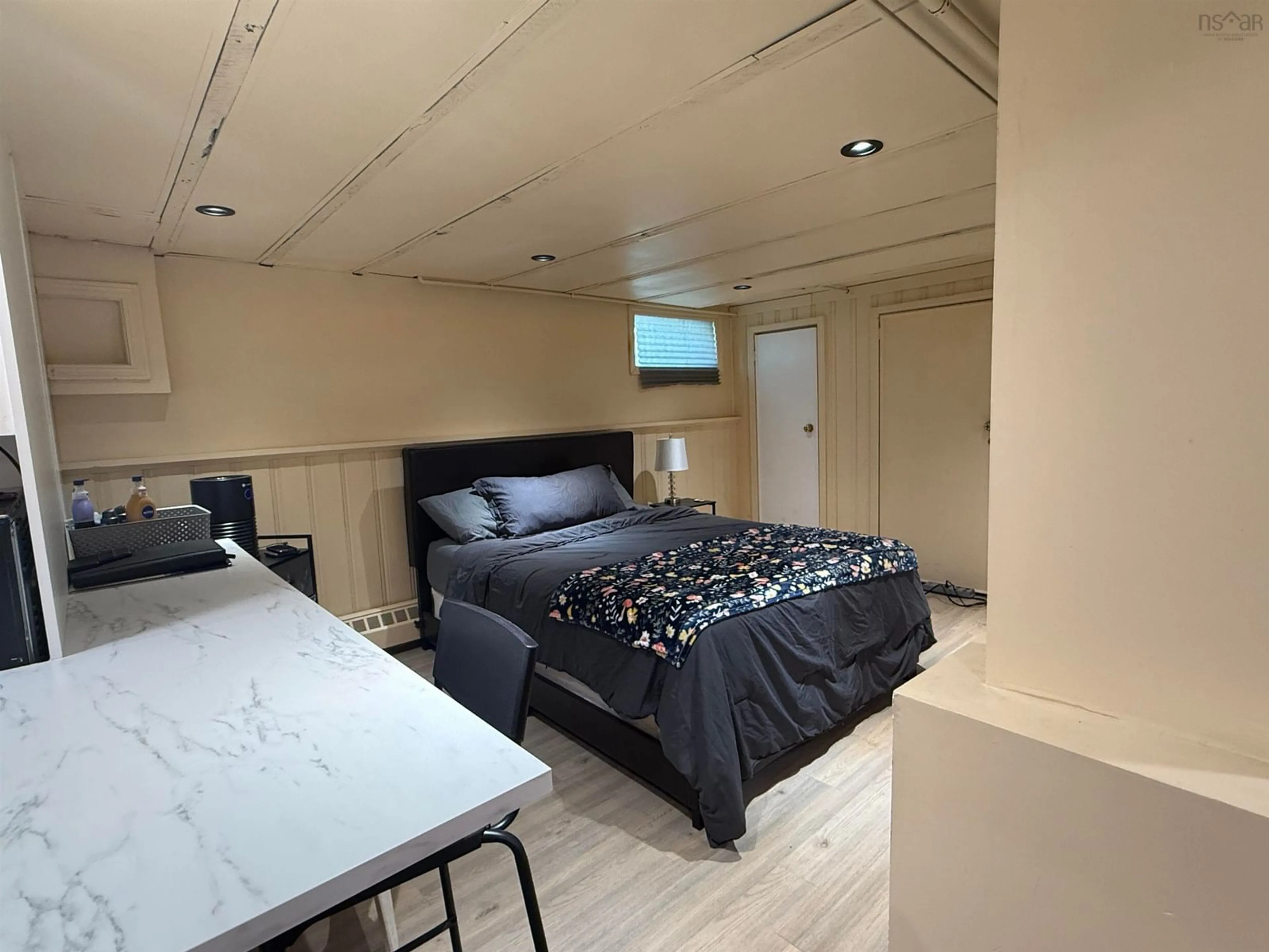 A pic of a room for 2181-2185 Harvard St, Halifax Nova Scotia B4B 0R3