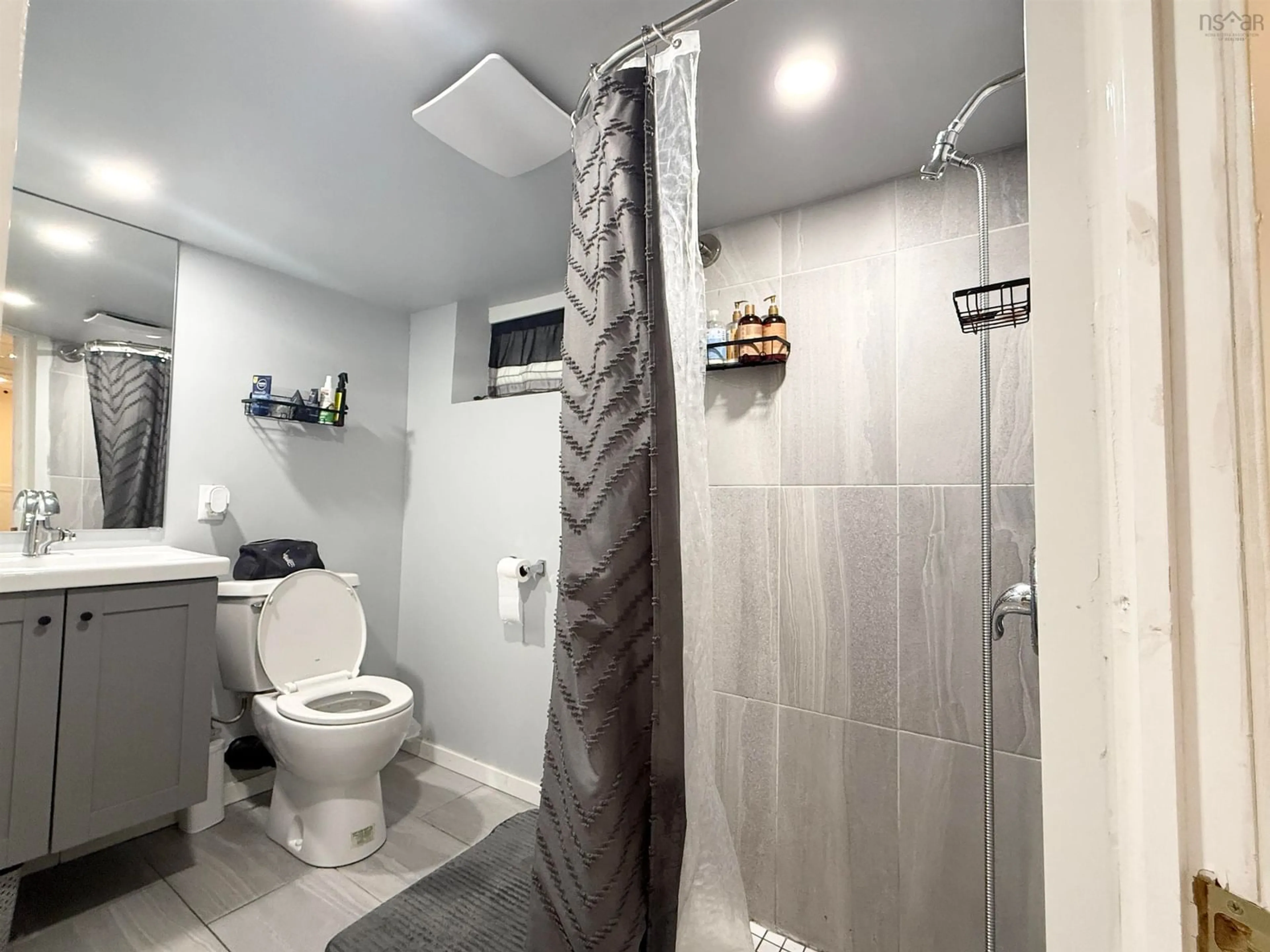 Standard bathroom, unknown for 2181-2185 Harvard St, Halifax Nova Scotia B4L 2S8