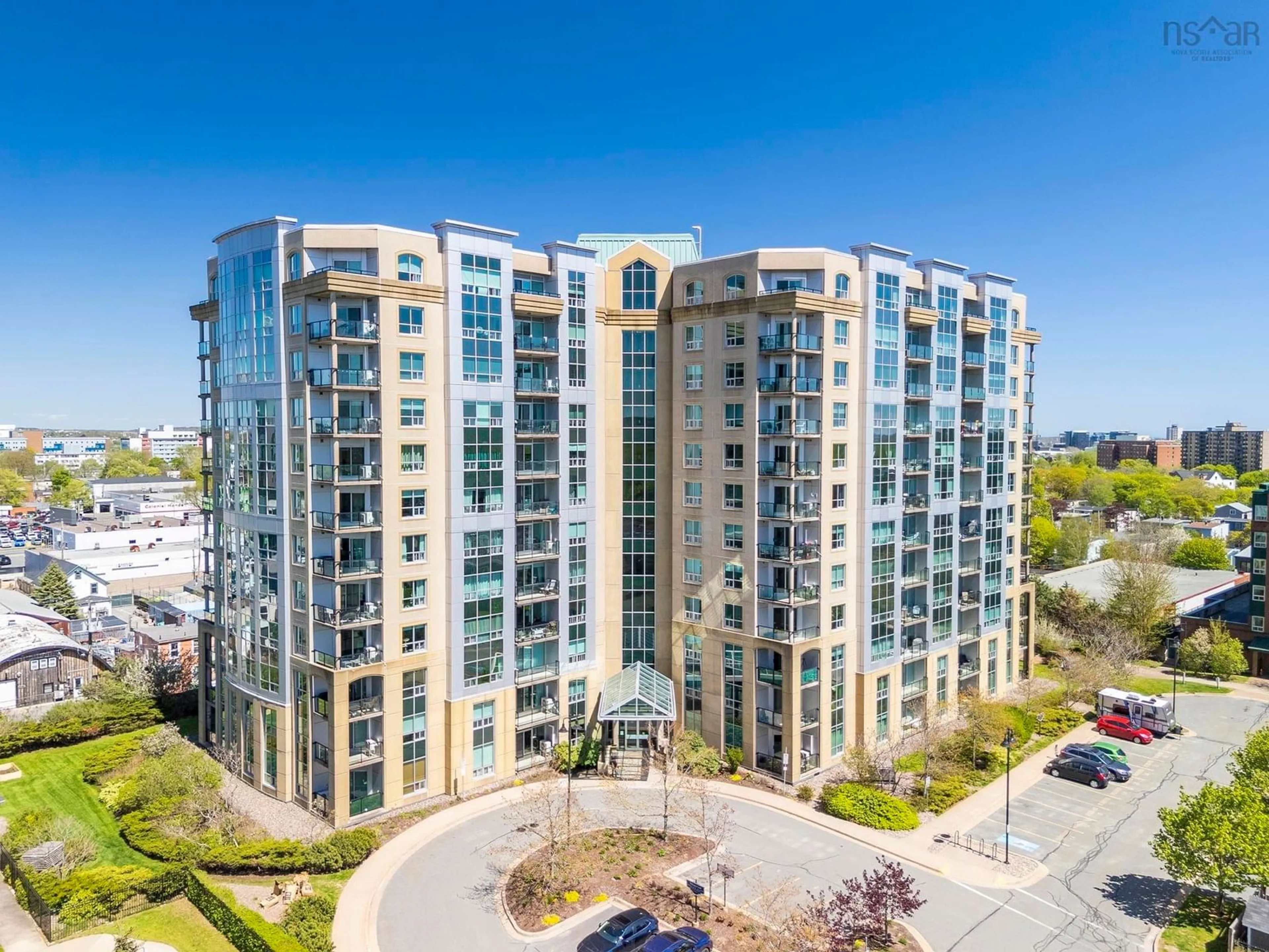 A pic from outside/outdoor area/front of a property/back of a property/a pic from drone, city buildings view from balcony for 2677 Gladstone St #1008, Halifax Nova Scotia B3K 0A3