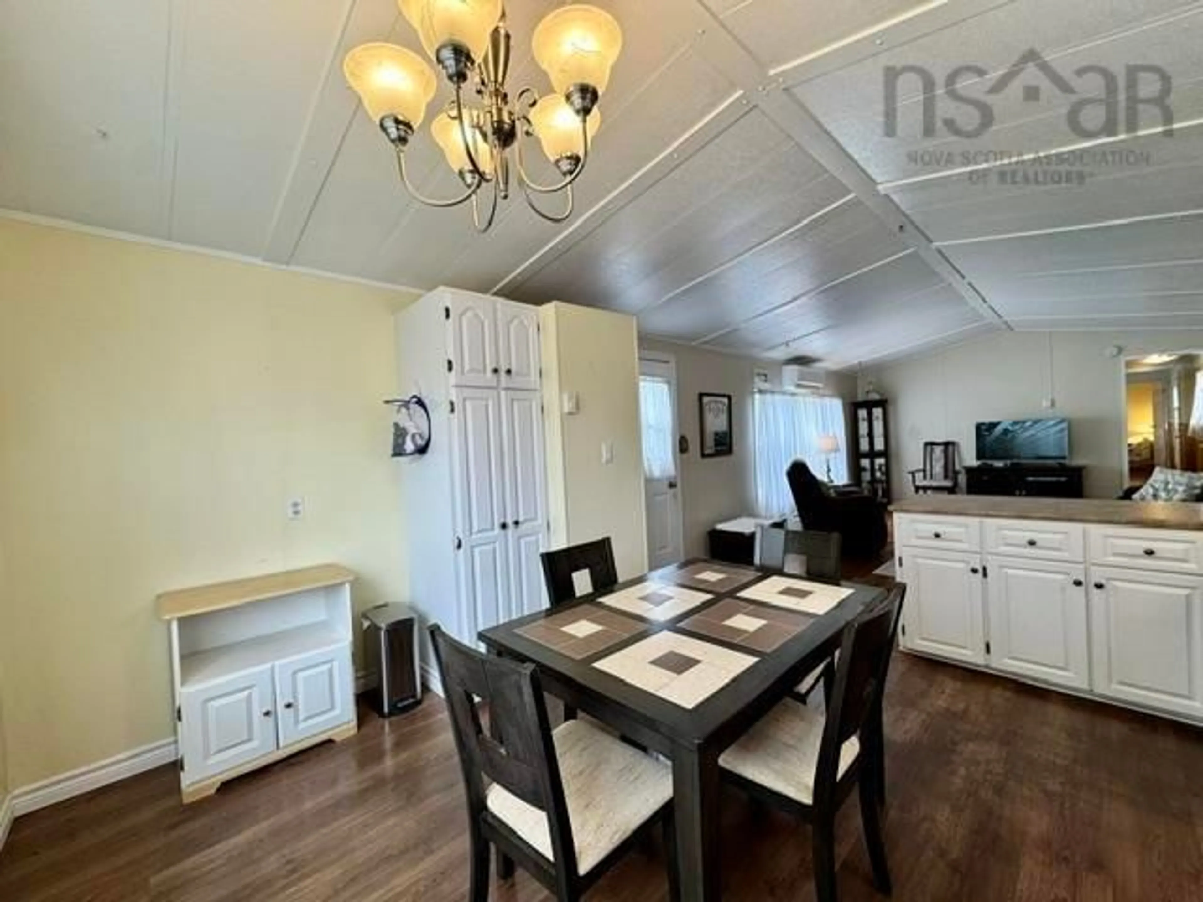Dining room, wood/laminate floor for 491 Glenrise Dr, Beaver Bank Nova Scotia B4E 2M3