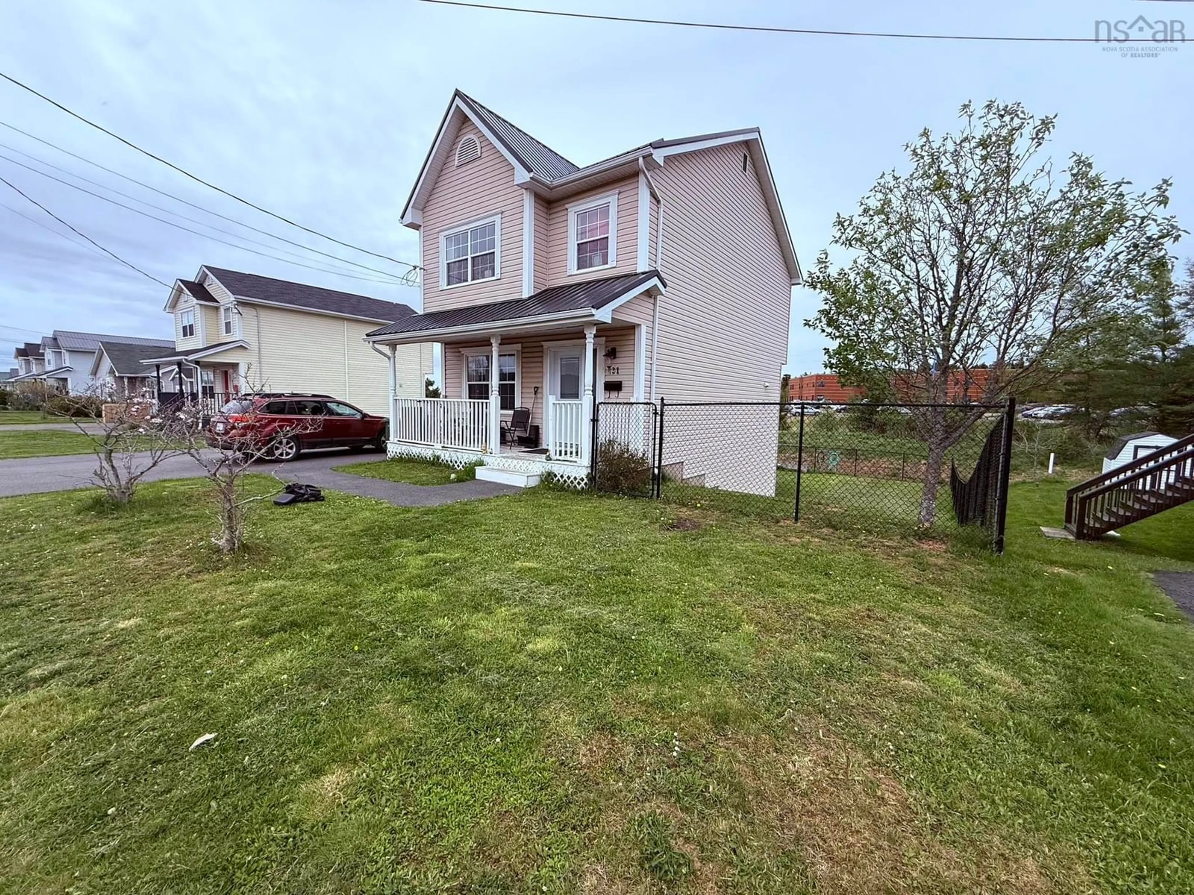 A pic from outside/outdoor area/front of a property/back of a property/a pic from drone, street for 431 Young St, Truro Nova Scotia B2N 3Y7