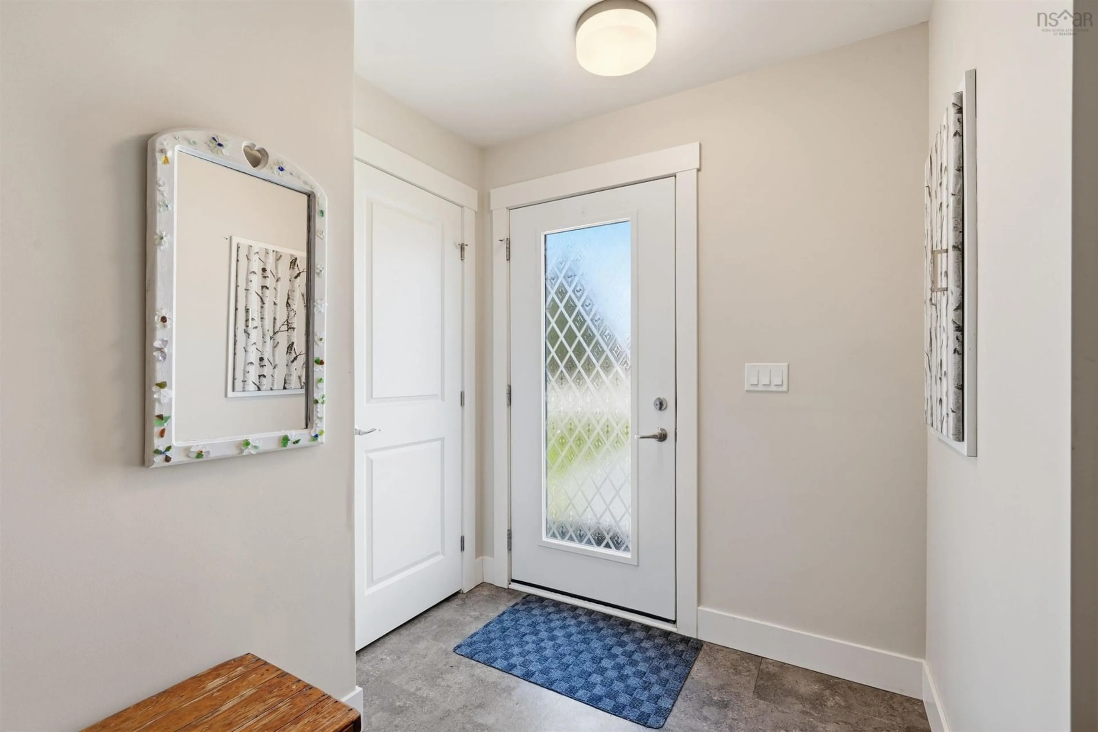 Indoor entryway for 169 Atholea Dr, Cole Harbour Nova Scotia B2V 1C7