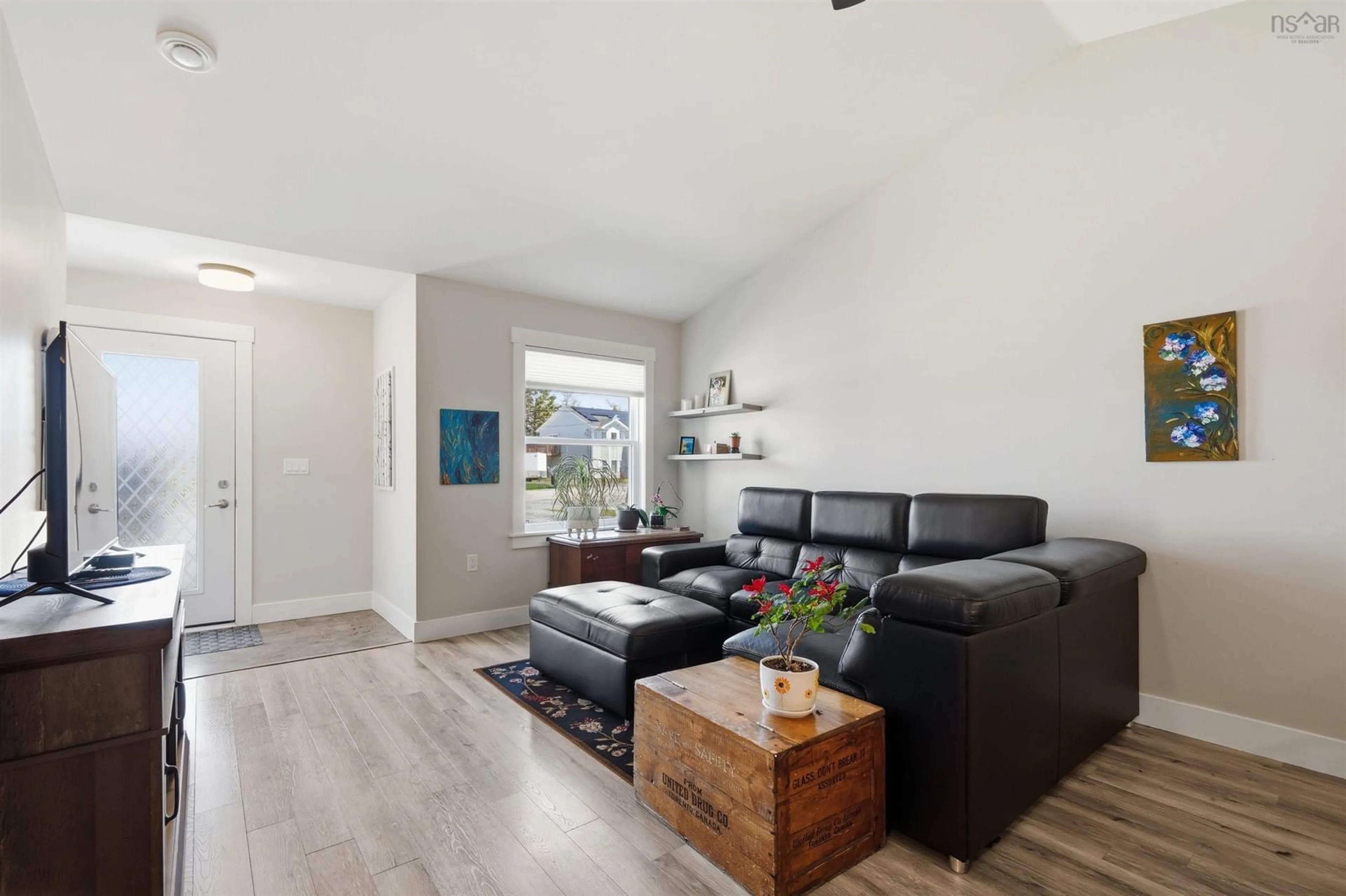 Living room with furniture, wood/laminate floor for 169 Atholea Dr, Cole Harbour Nova Scotia B2V 1C7