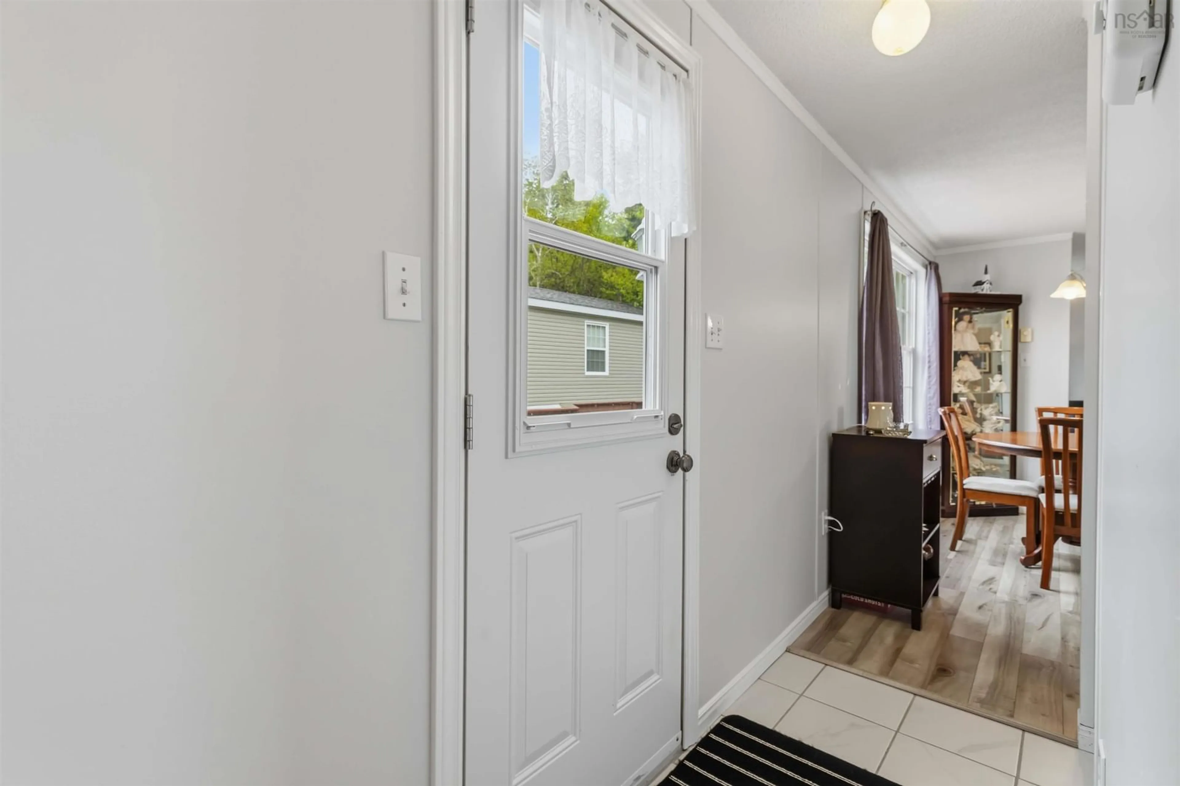 Indoor entryway for 186 Circle Dr, Lake Echo Nova Scotia B3E 1C1