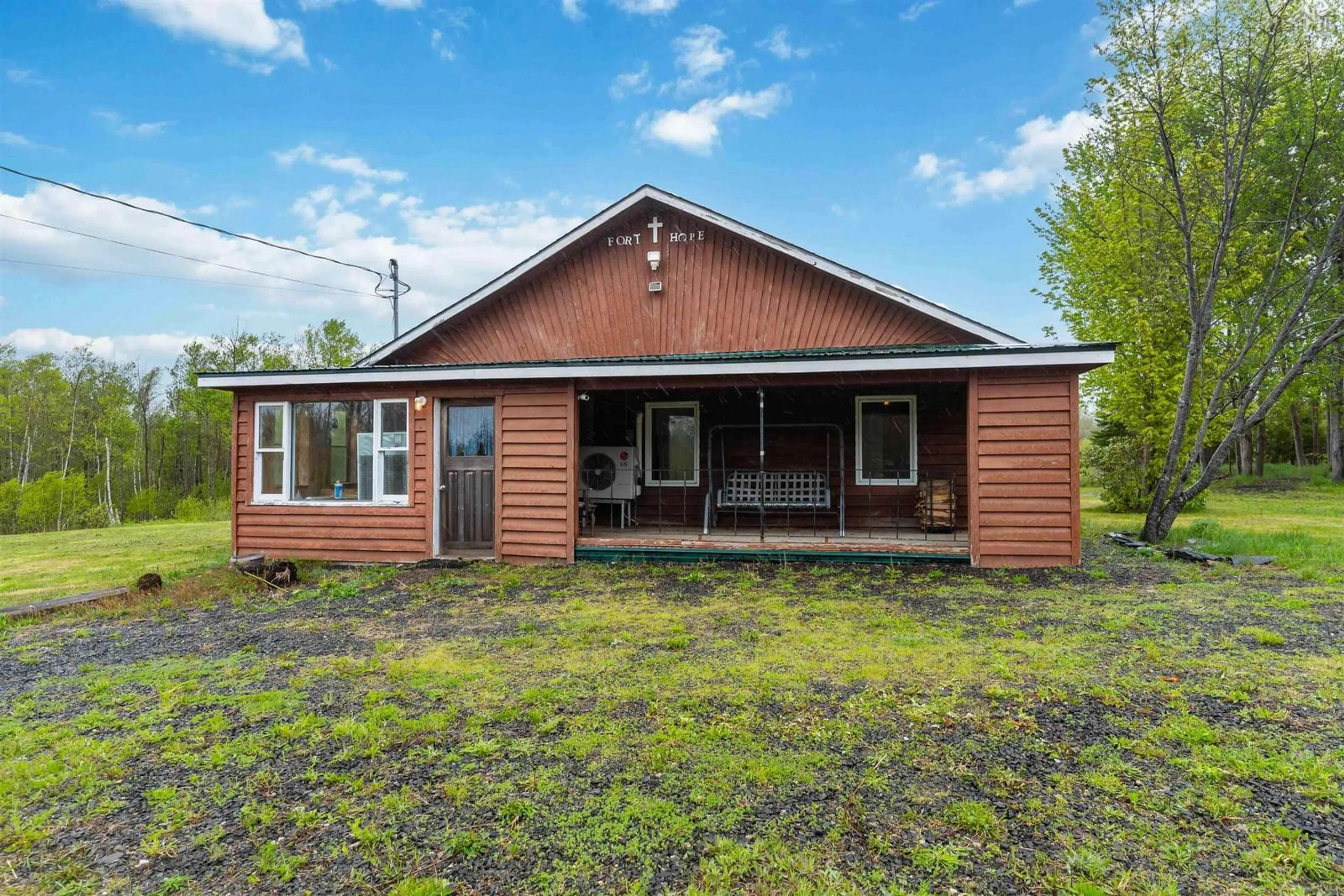 Home with vinyl exterior material, building for 4272 Thorne Rd, West Dalhousie Nova Scotia B0S 1C0
