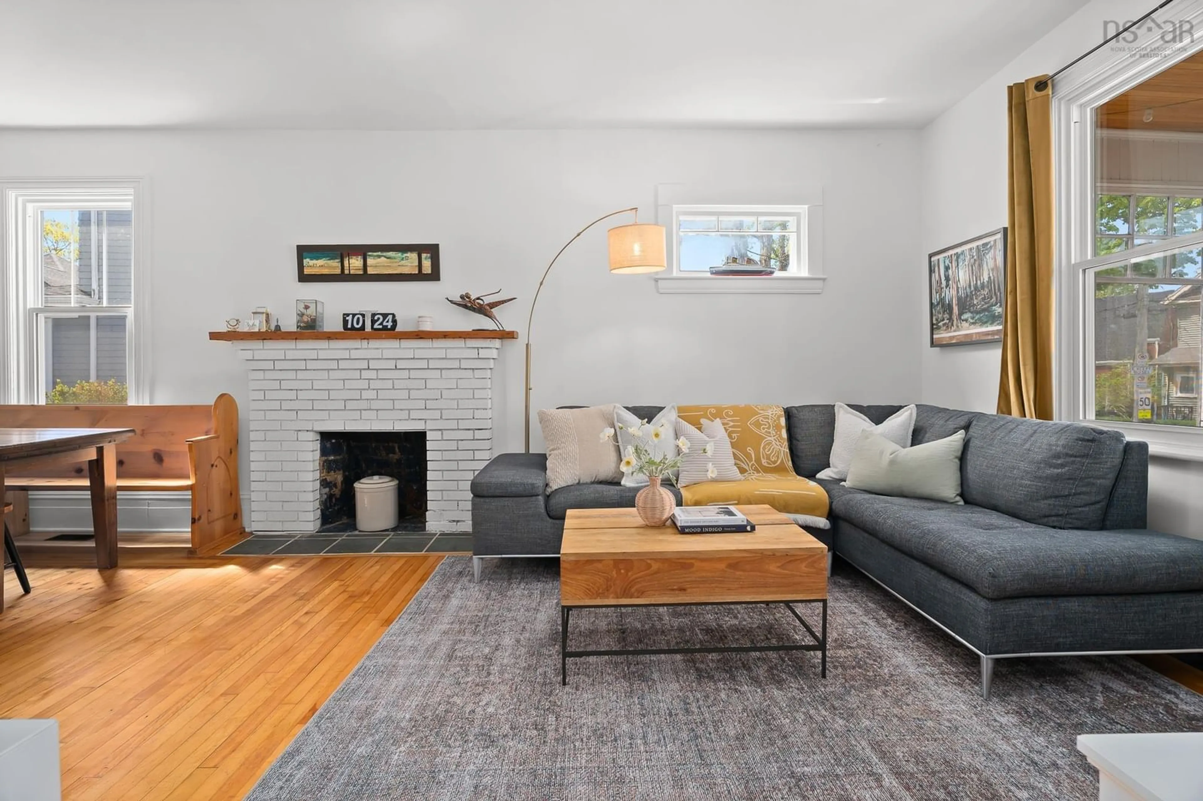 Living room with furniture, unknown for 9 Hawthorne St, Dartmouth Nova Scotia B2Y 2Y4