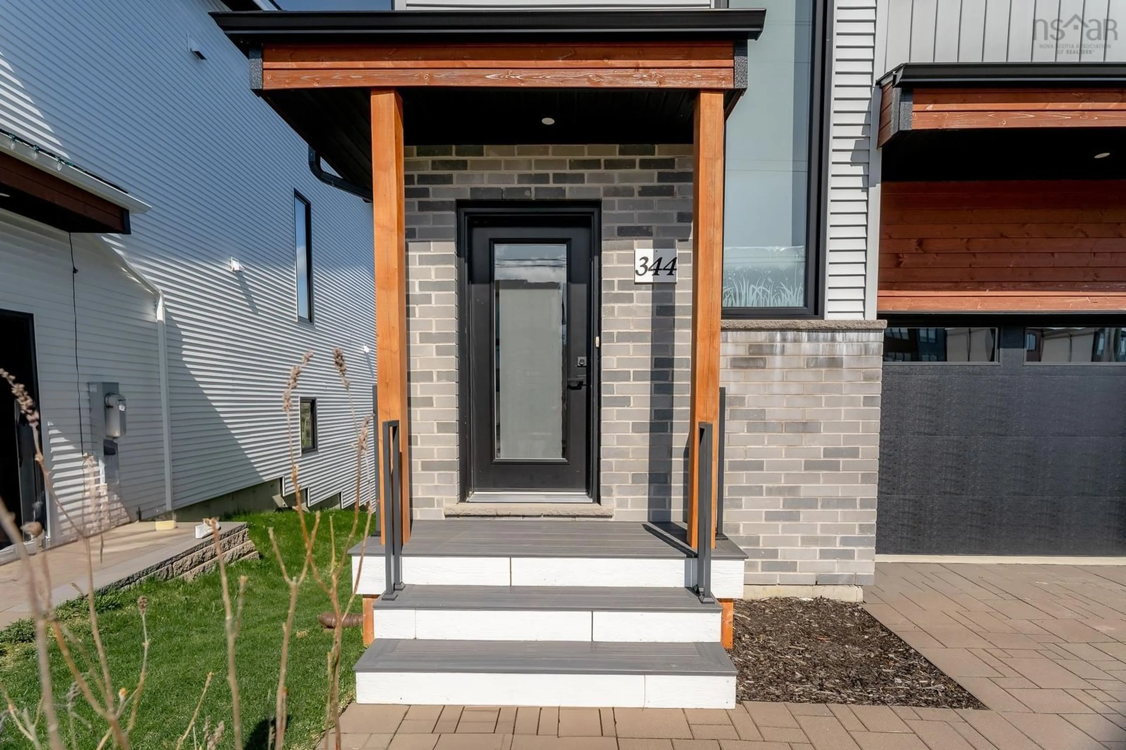 Indoor entryway for 344 Marketway Lane, Timberlea Nova Scotia B3T 0L1