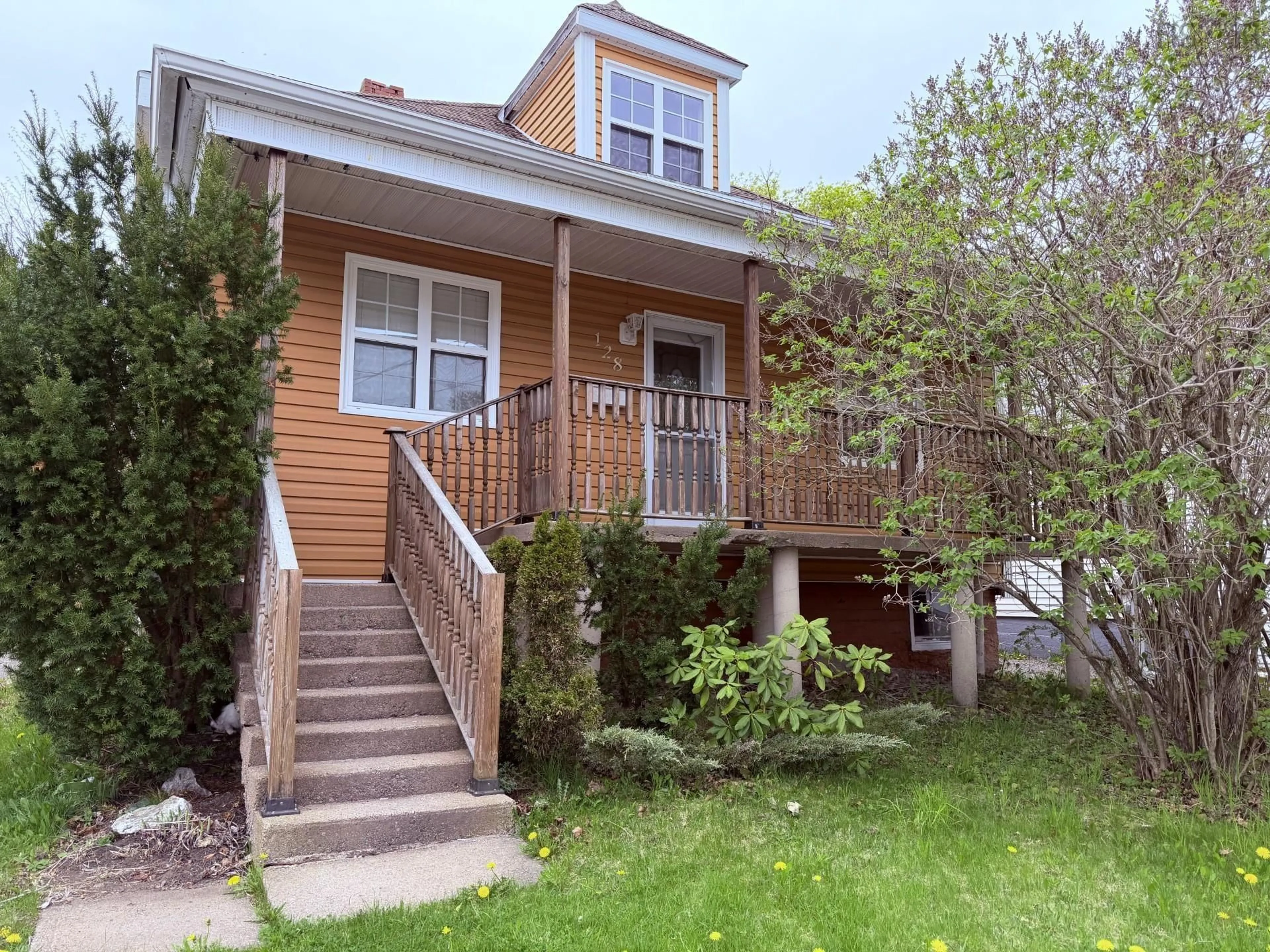Unknown for 128 Brook St, North Sydney Nova Scotia B2A 2K4