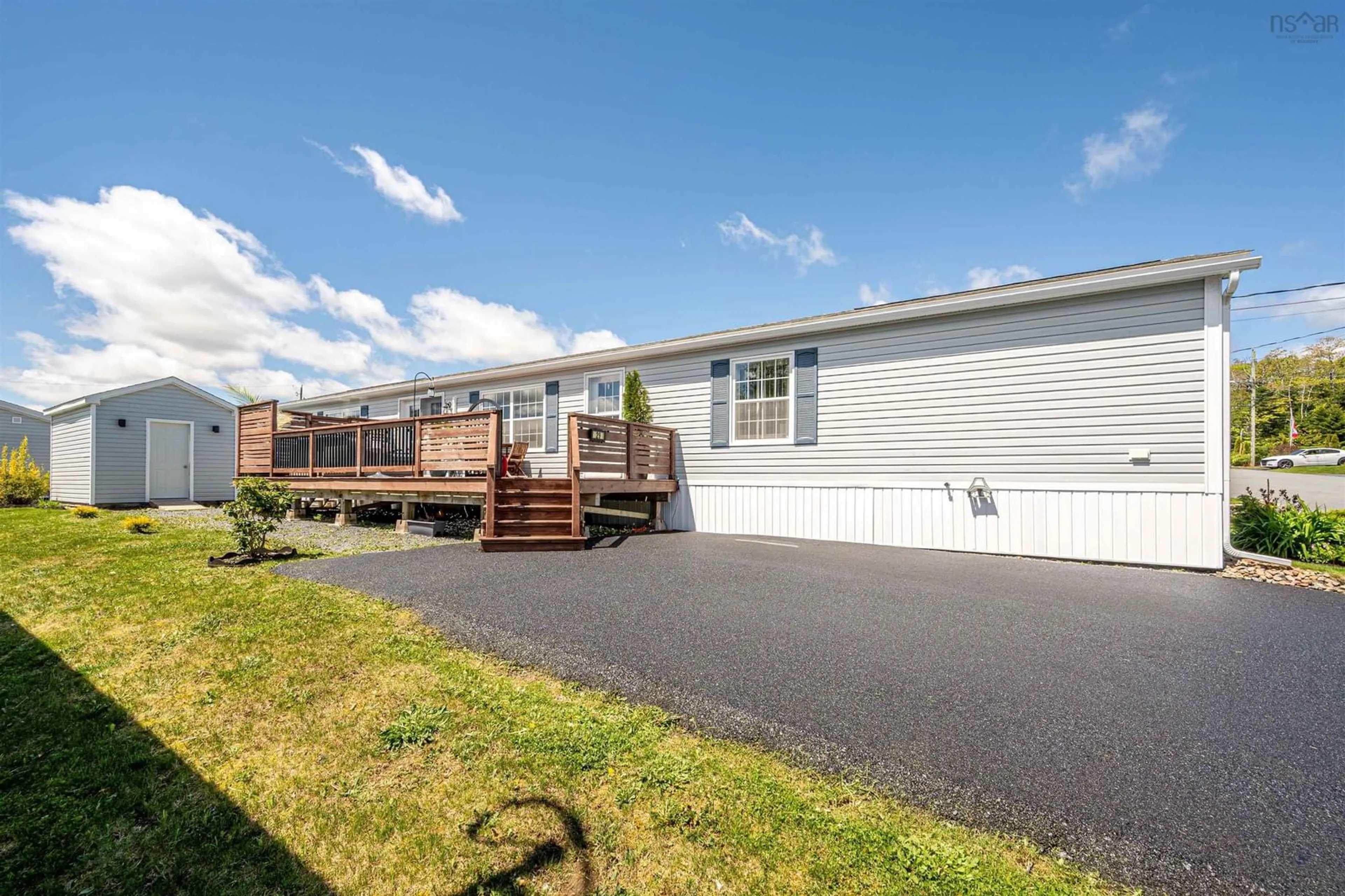 Home with vinyl exterior material, unknown for 29 Seventh St, Lucasville Nova Scotia B4B 1R4