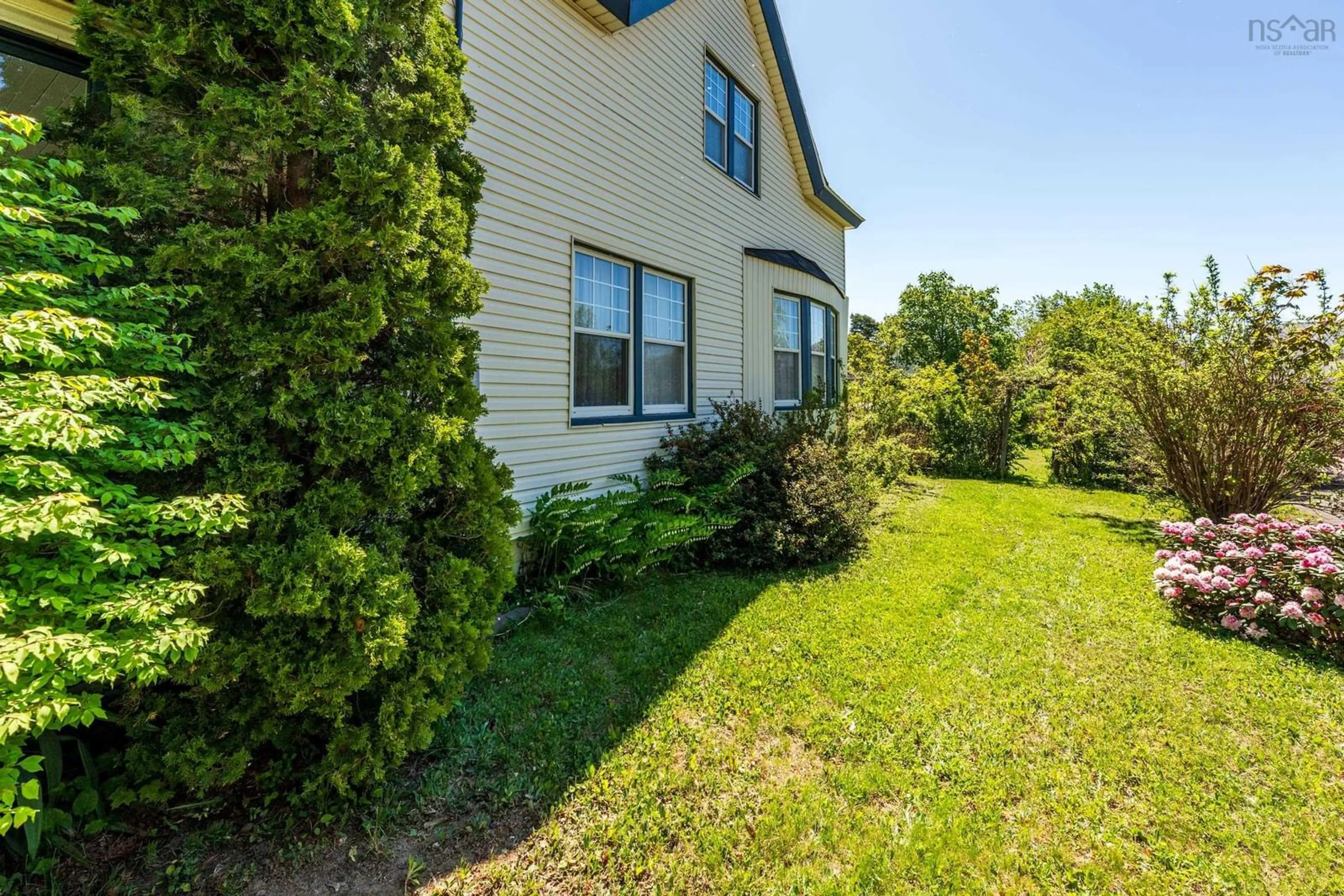 Patio, water/lake/river/ocean view for 374 Main St, Middleton Nova Scotia B0S 1P0