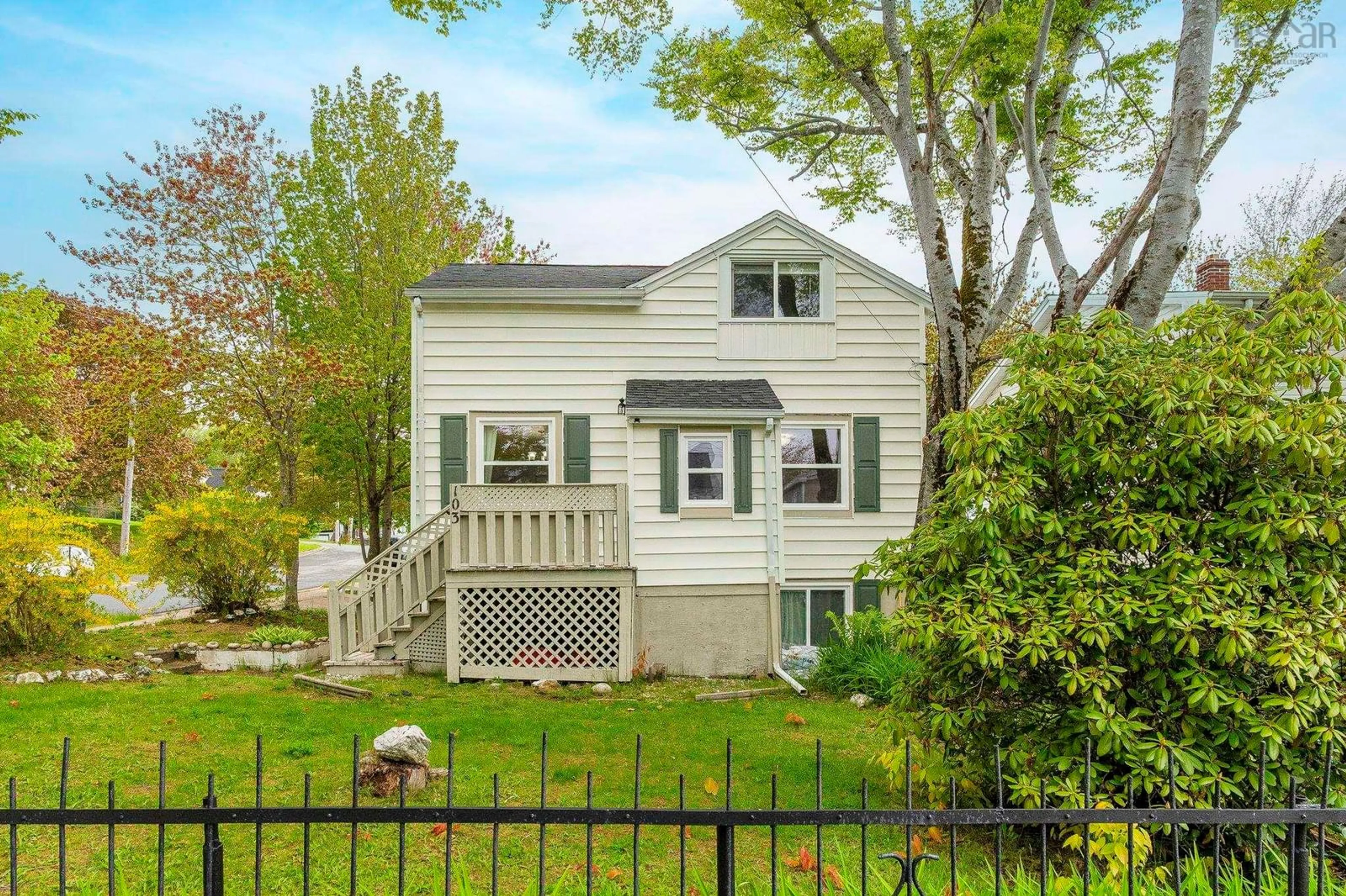 Home with vinyl exterior material, street for Rufus Ave #103, Halifax Nova Scotia B3N 2L8