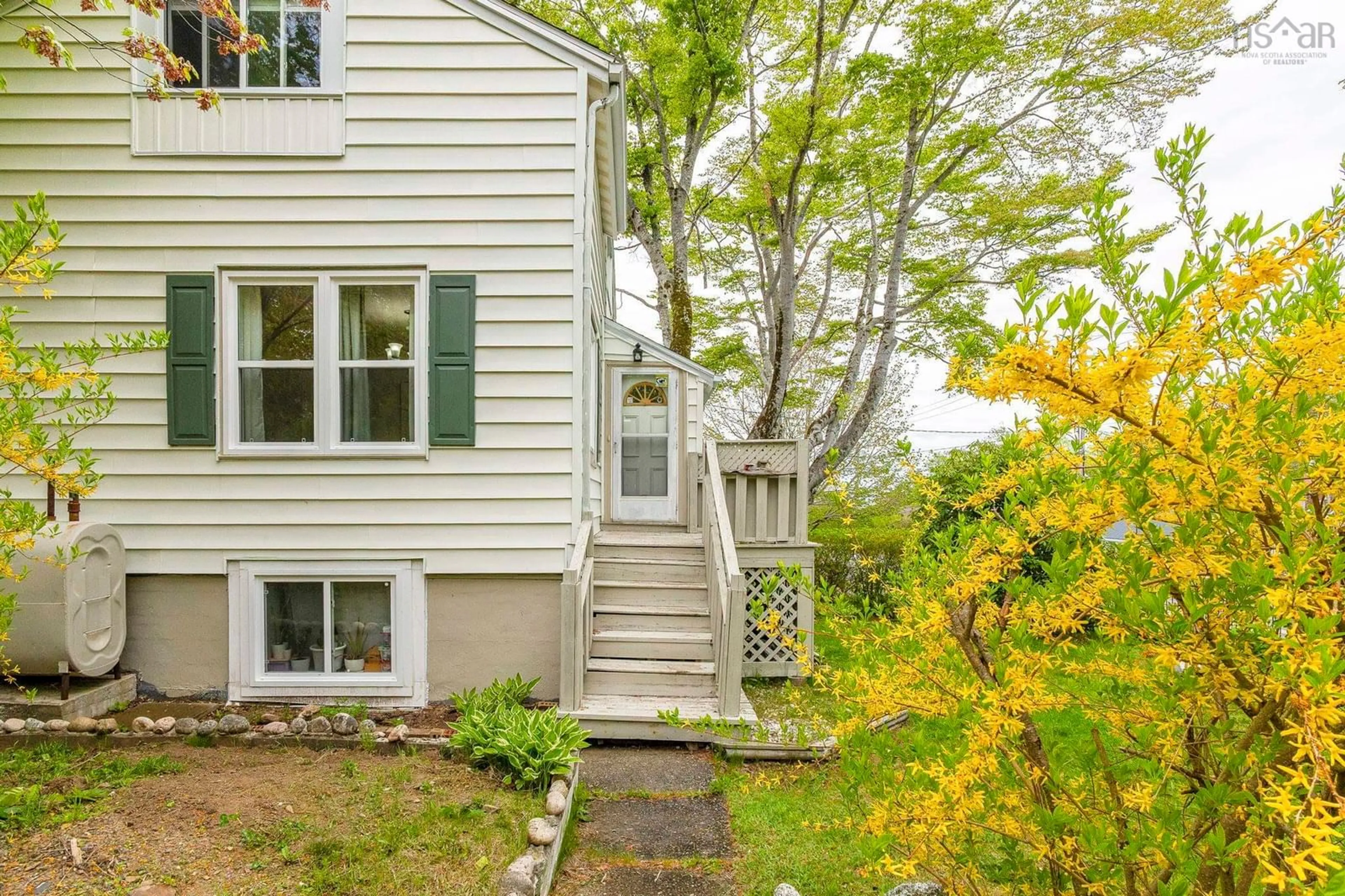 Patio, street for Rufus Ave #103, Halifax Nova Scotia B3N 2L8